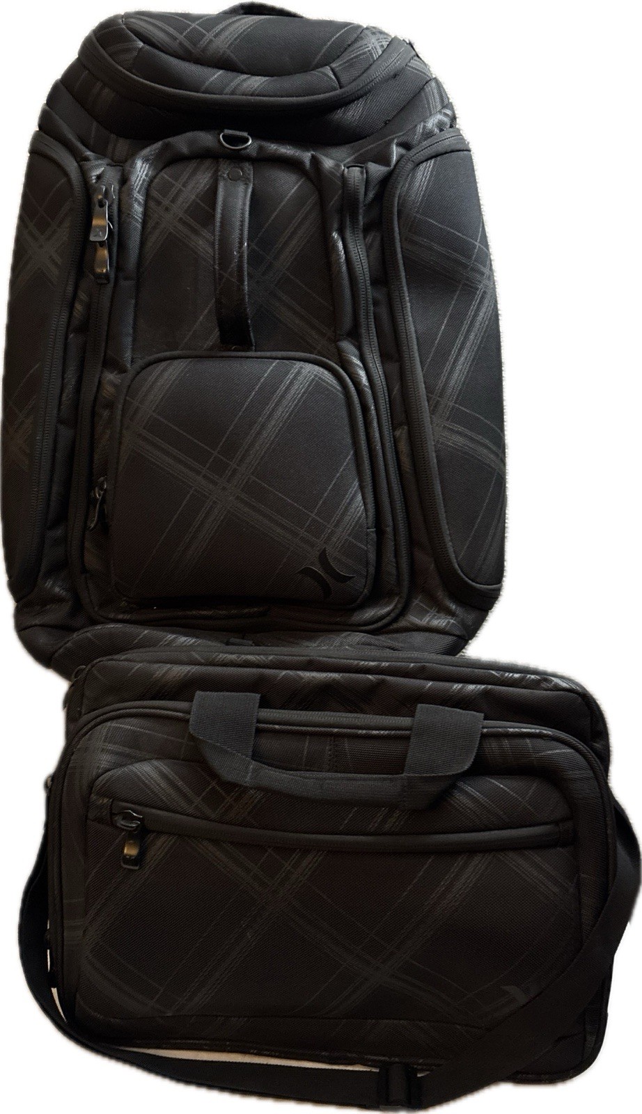 Hurley Backpack Convertible Duffel & Messenger Laptop Bag Travel Plaid Black EUC