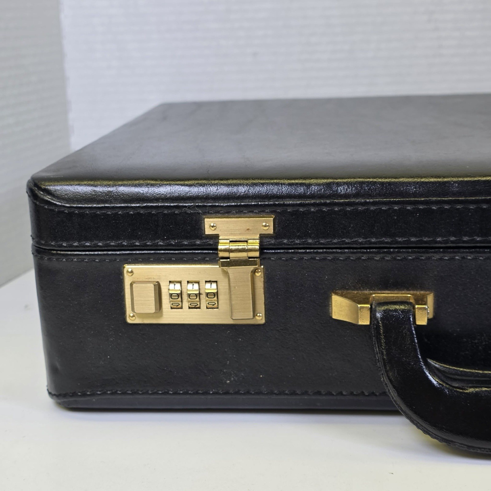 Vintage Sonalin Black Leather Executive Attaché Briefcase 000 Lock