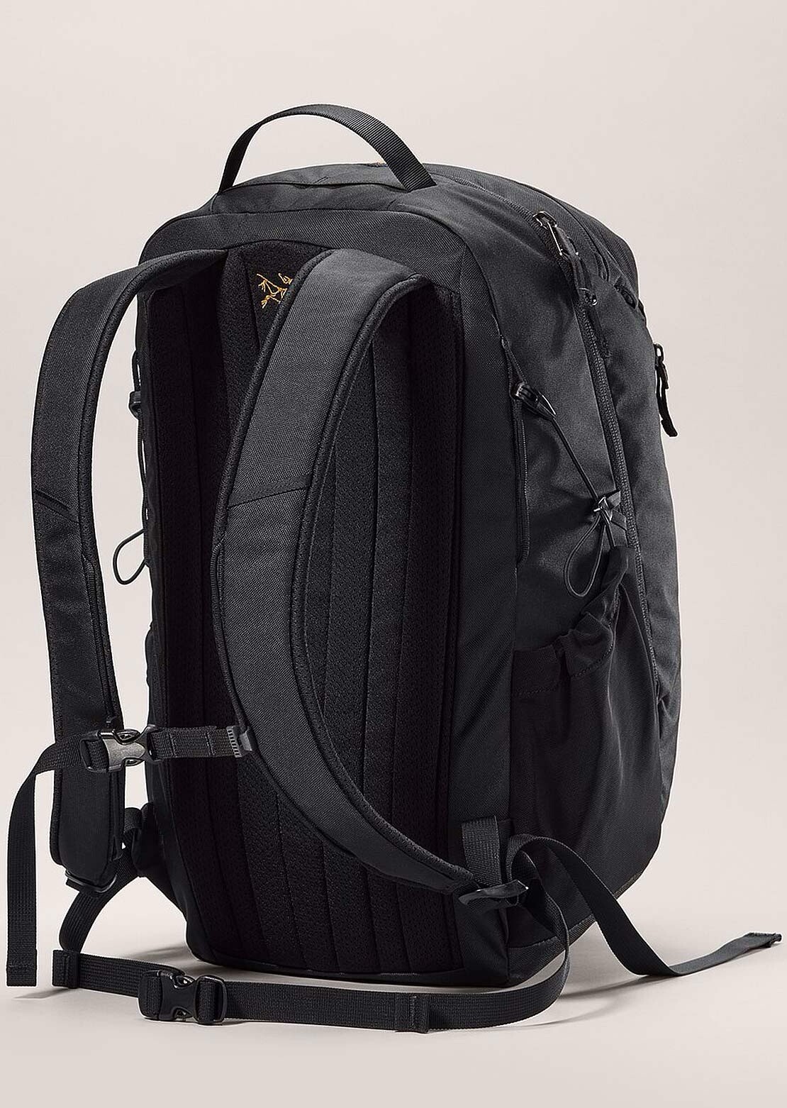 Arc’teryx Backpack Mantis 26 Backpack Black Gold Logo 26 Litre Backpack Rare