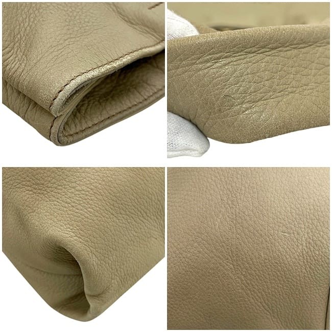 Pre-owned Prada beige leather tote bag, size 146. This Prada leather bag is