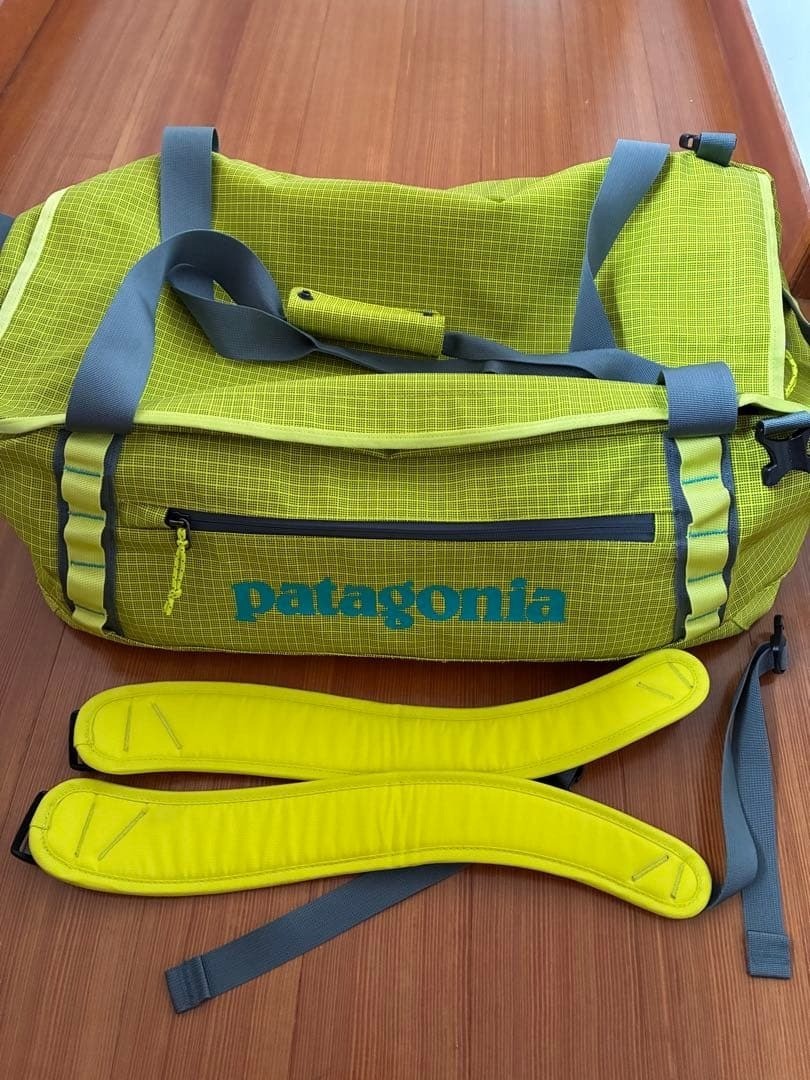 Patagonia Black Hole Duffel 55L Lime Green Travel Bag Used