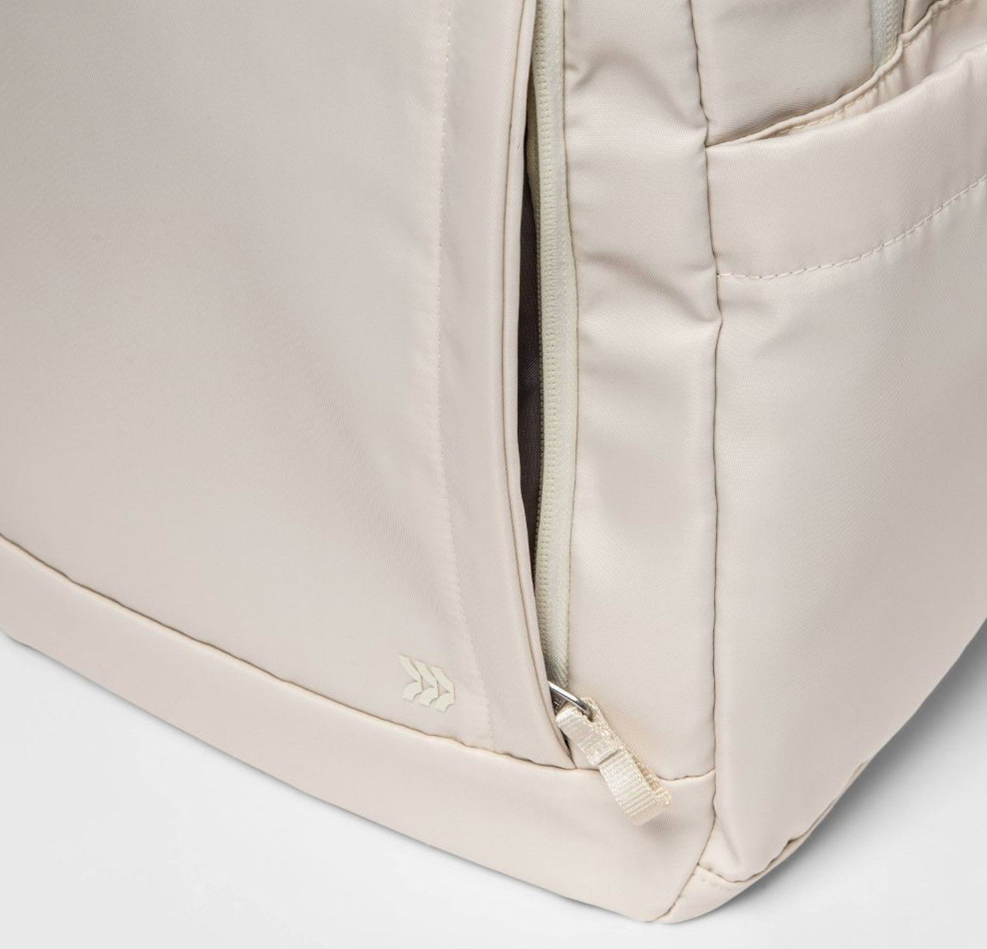 New 17.5″ Lifestyle Backpack Off White All in Motion High School Solid Twill Bag