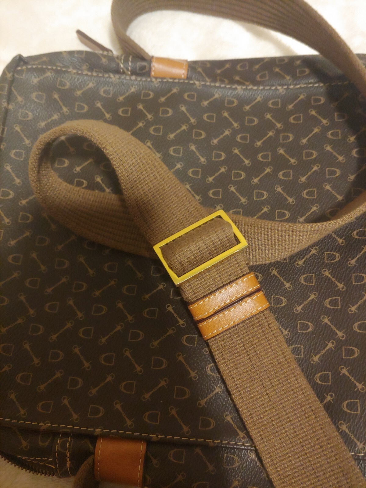 Shoulder bag