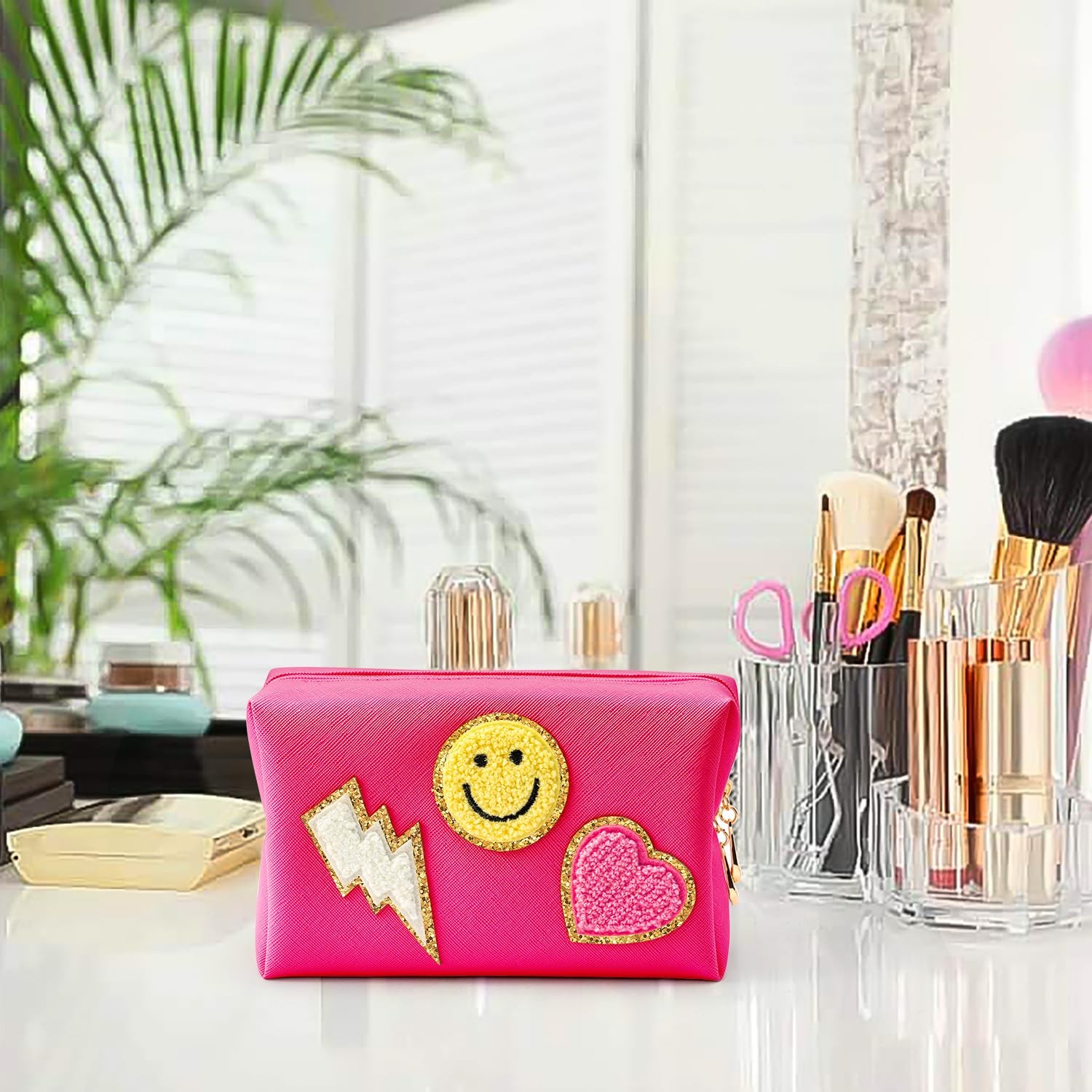 LieToi Preppy Patch Small Toiletry Bag, Smile Lightning Heart Small, Rose Red