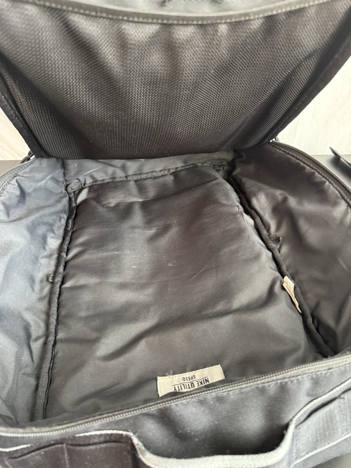 Nike Utility Speed Training Gym Backpack 18” Tall Adjustable Straps *READ*