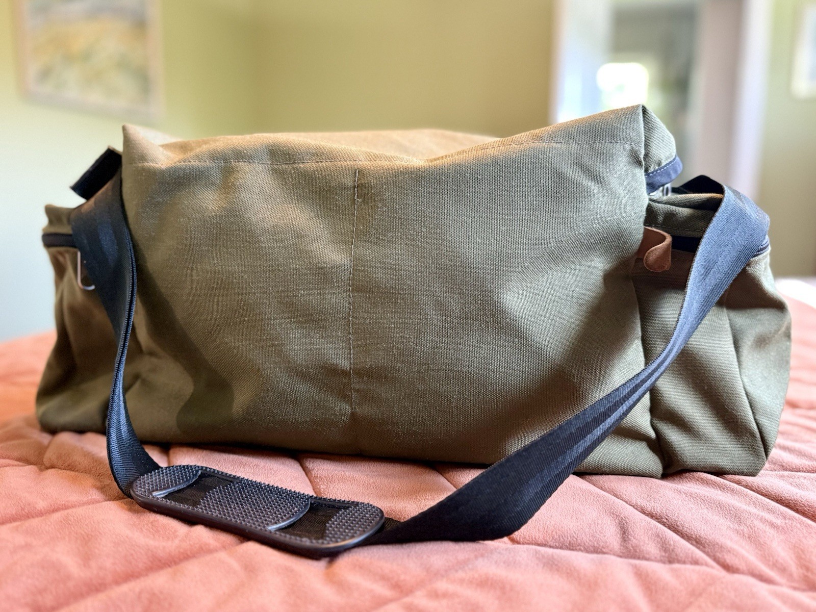 Vintage Orvis Green Canvas Small Duffle Bag Travel Overnighter