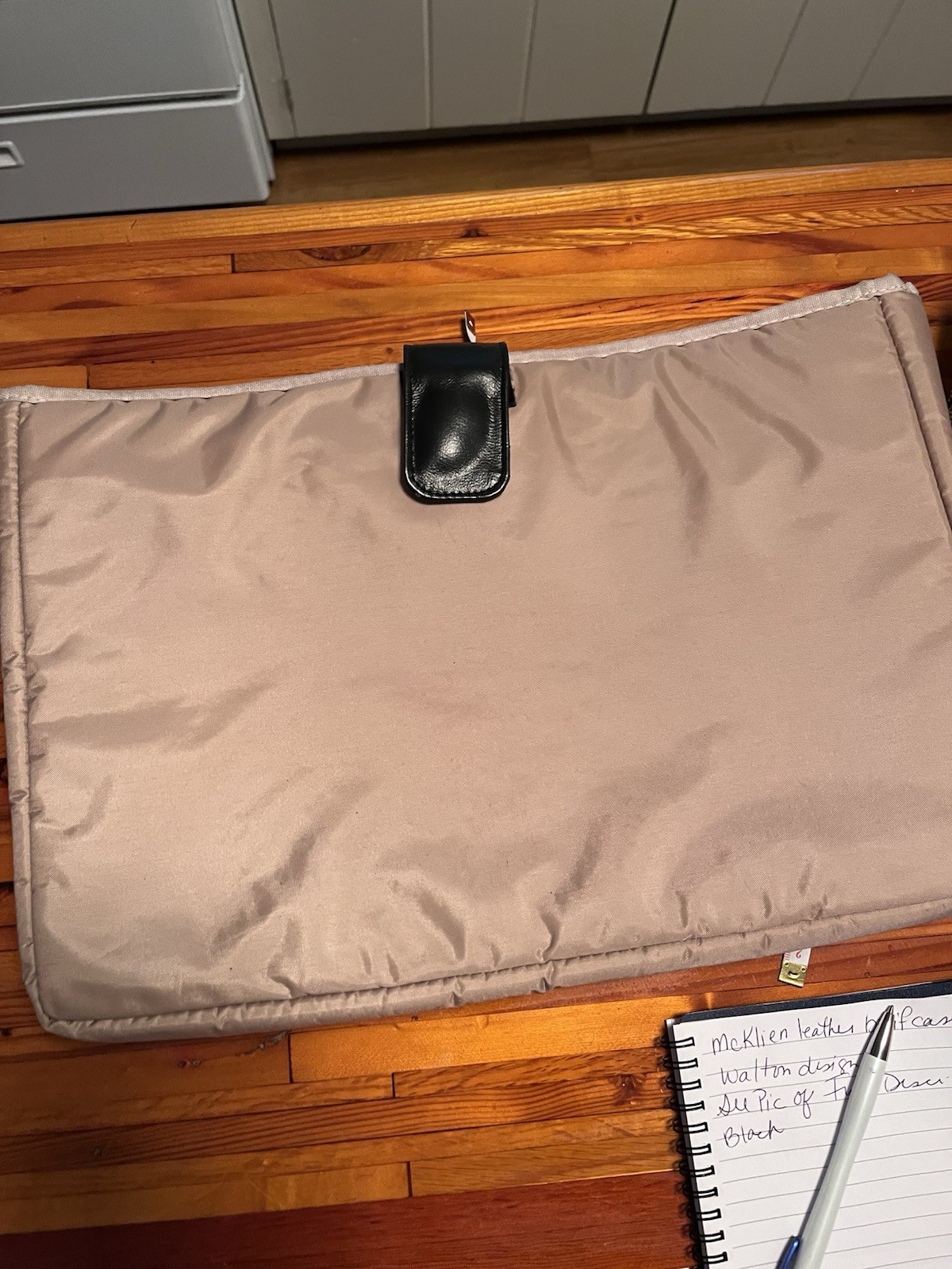 McKlein 17″ Leather Expandable Laptop Briefcase
