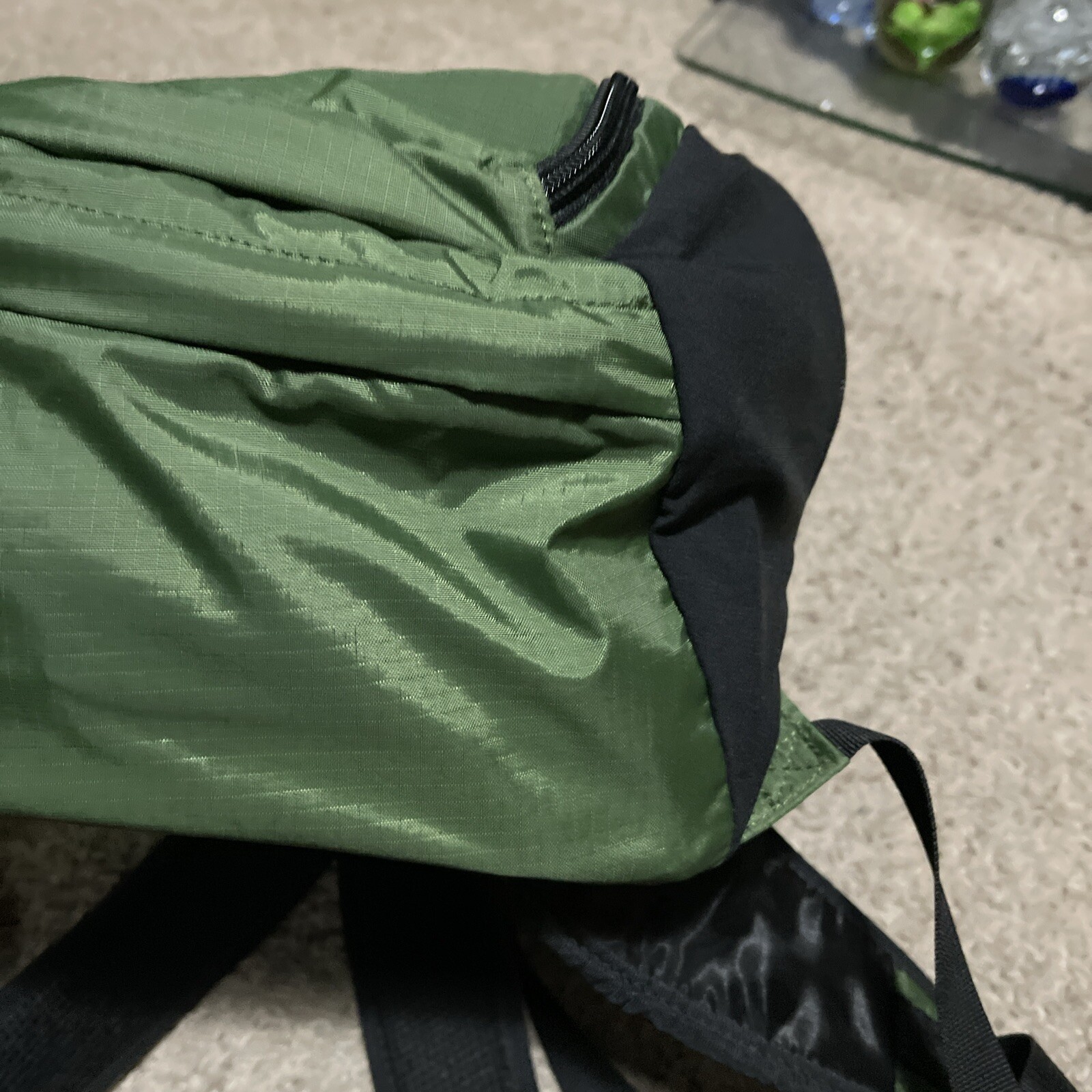 Dakine Hexo + Backpack Green & Black VGreat Condition Hiking Outdoor Drone Pack