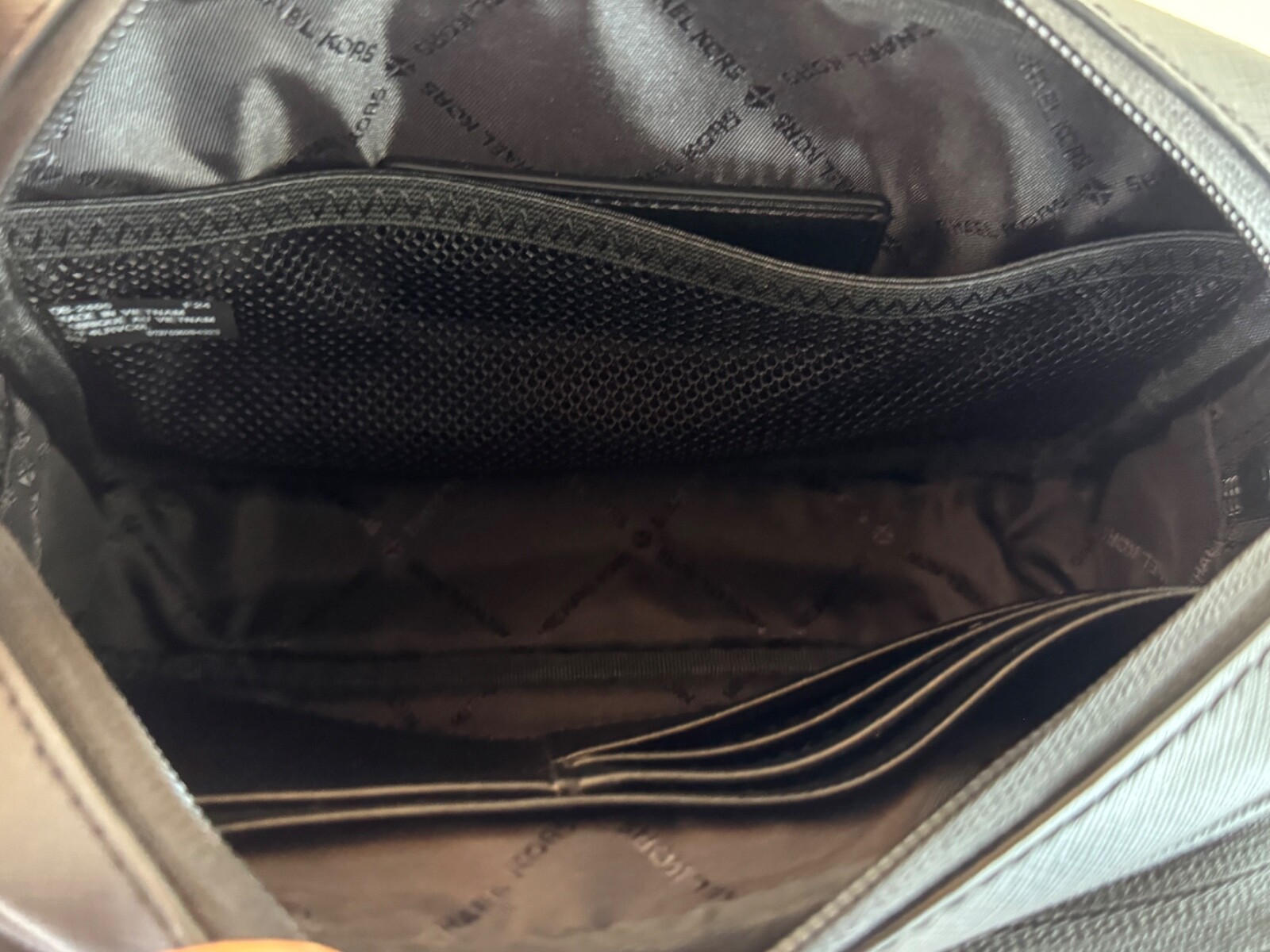 MICHAEL KORS RIVINGTON STRIPED CROSSBODY CAMERA BAG WITH POUCH OXBLOOD