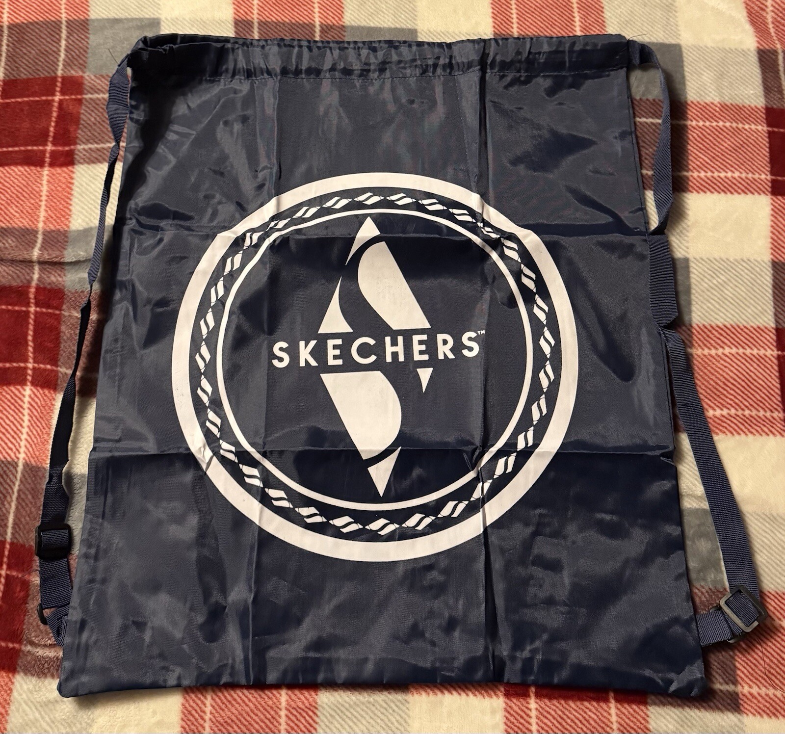 SKECHERS Navy Drawstring Dust Bag Backpack Straps Reusable 17×20 Inch