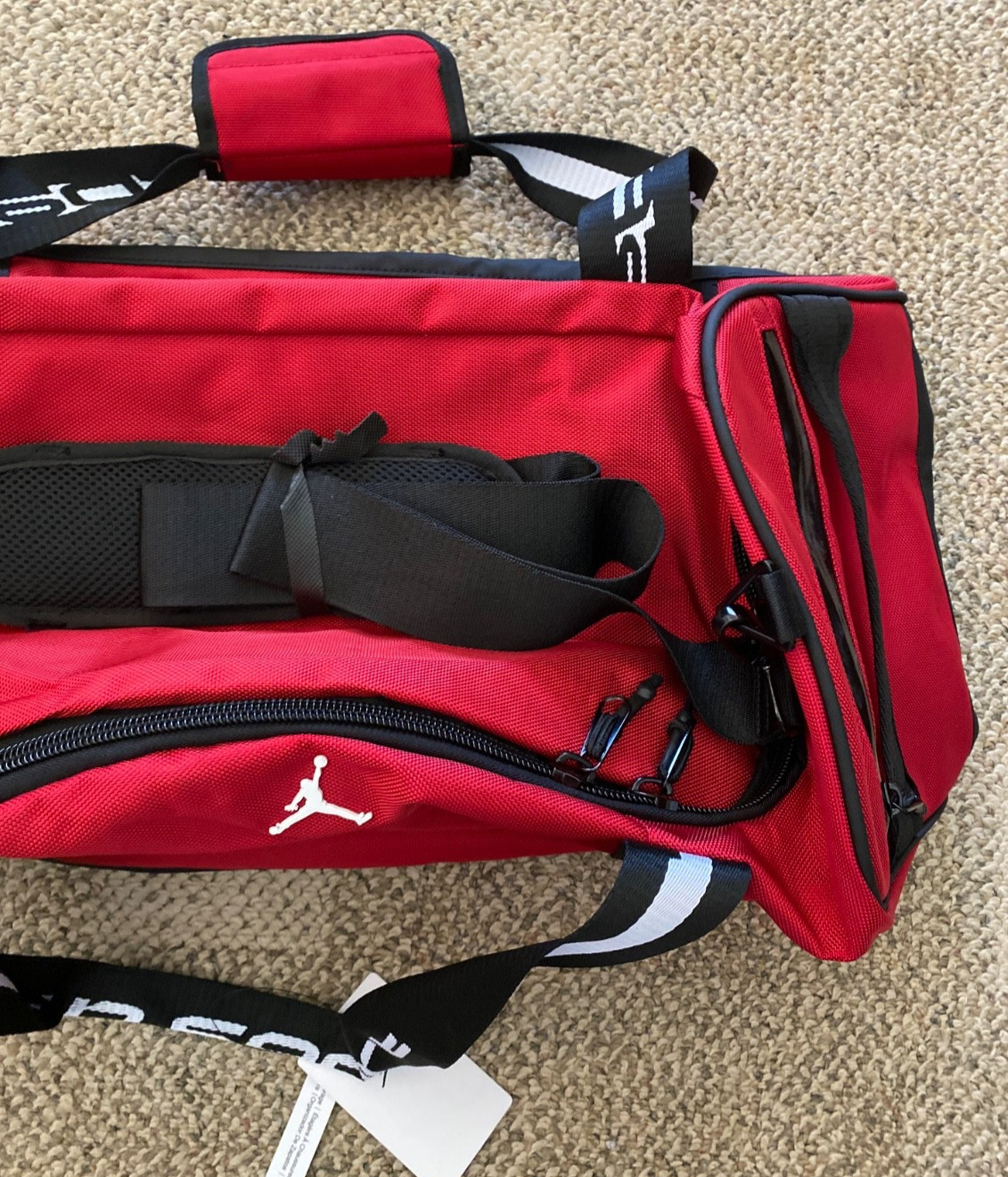 Jordan Nike Duffle Duffel Bag Job Gym Court MA0913-R78 Red $95 Large 24″x11″x10″
