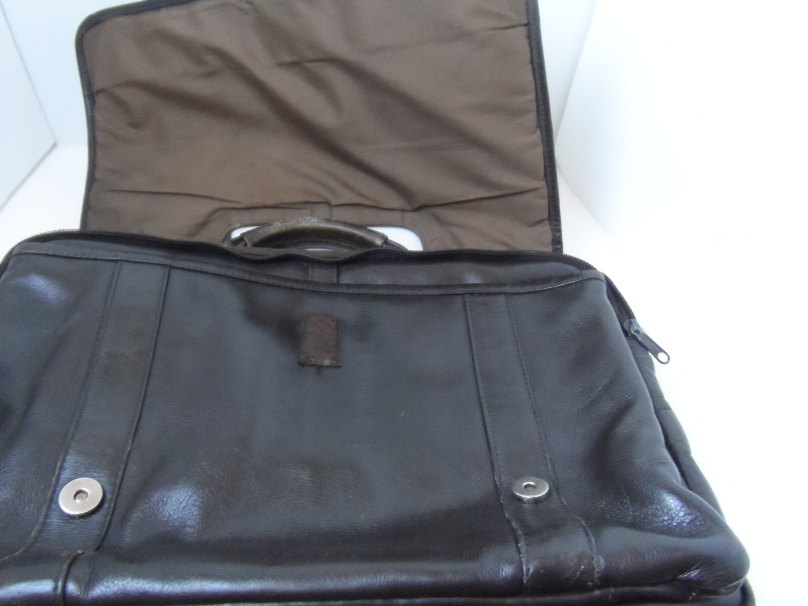 Queros Volare Group Brown Pebbled Leather Briefcase Padded ‘Laptop Bag 15.5x11x7