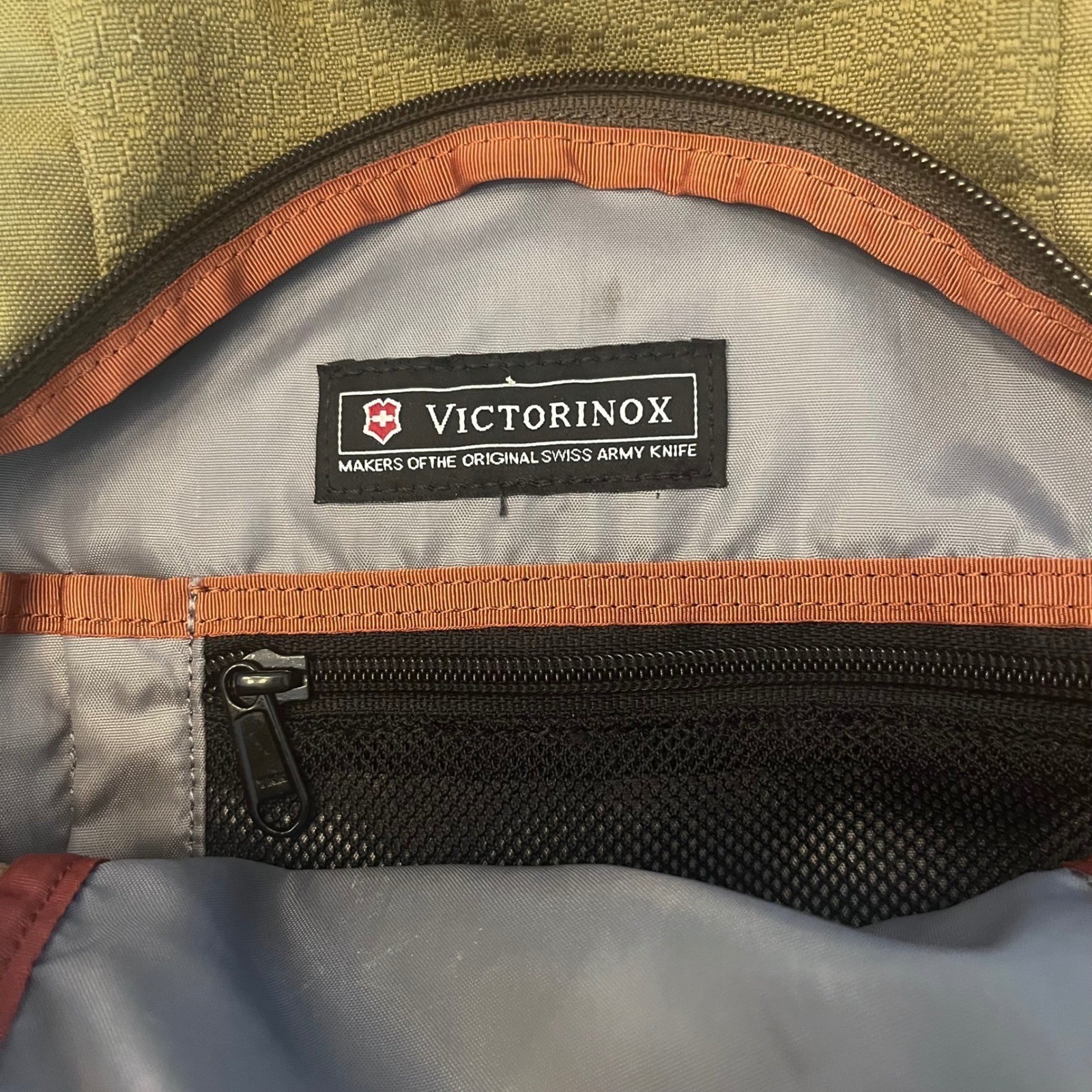 Victorinox Swiss Army Backpack Olive Green Black Compact Daypack Hiking Travel