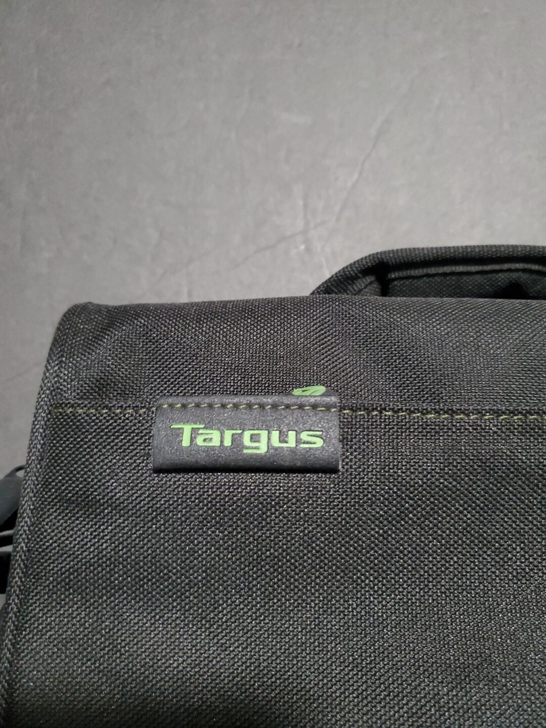 Targus Shoulder Bag Ecosmart Black, Soft Lined Compartment, Medium 11 x 9 in.