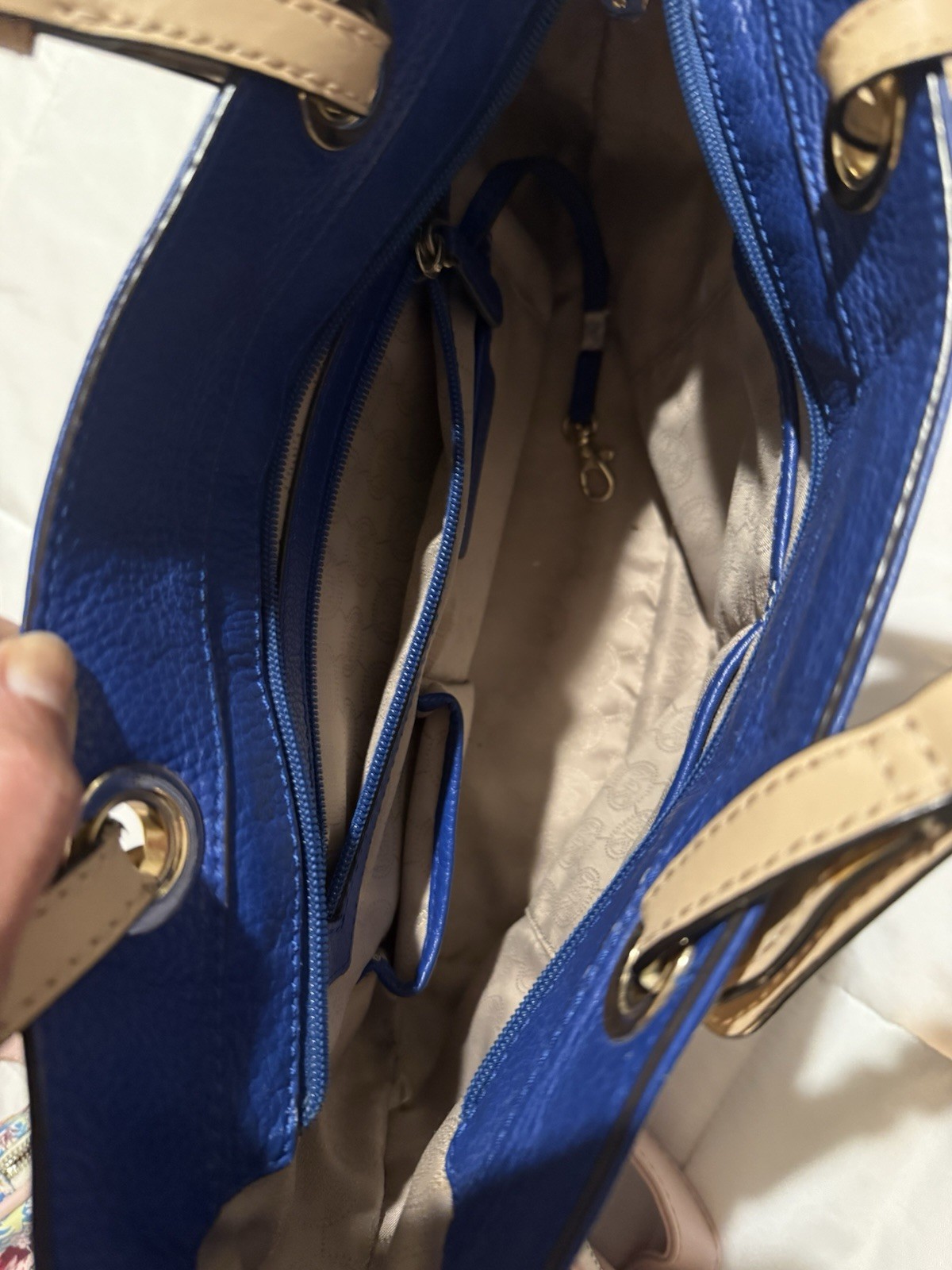 Michael Kors Voyager Royal Blue Saffiano Leather Shoulder Tote Bag