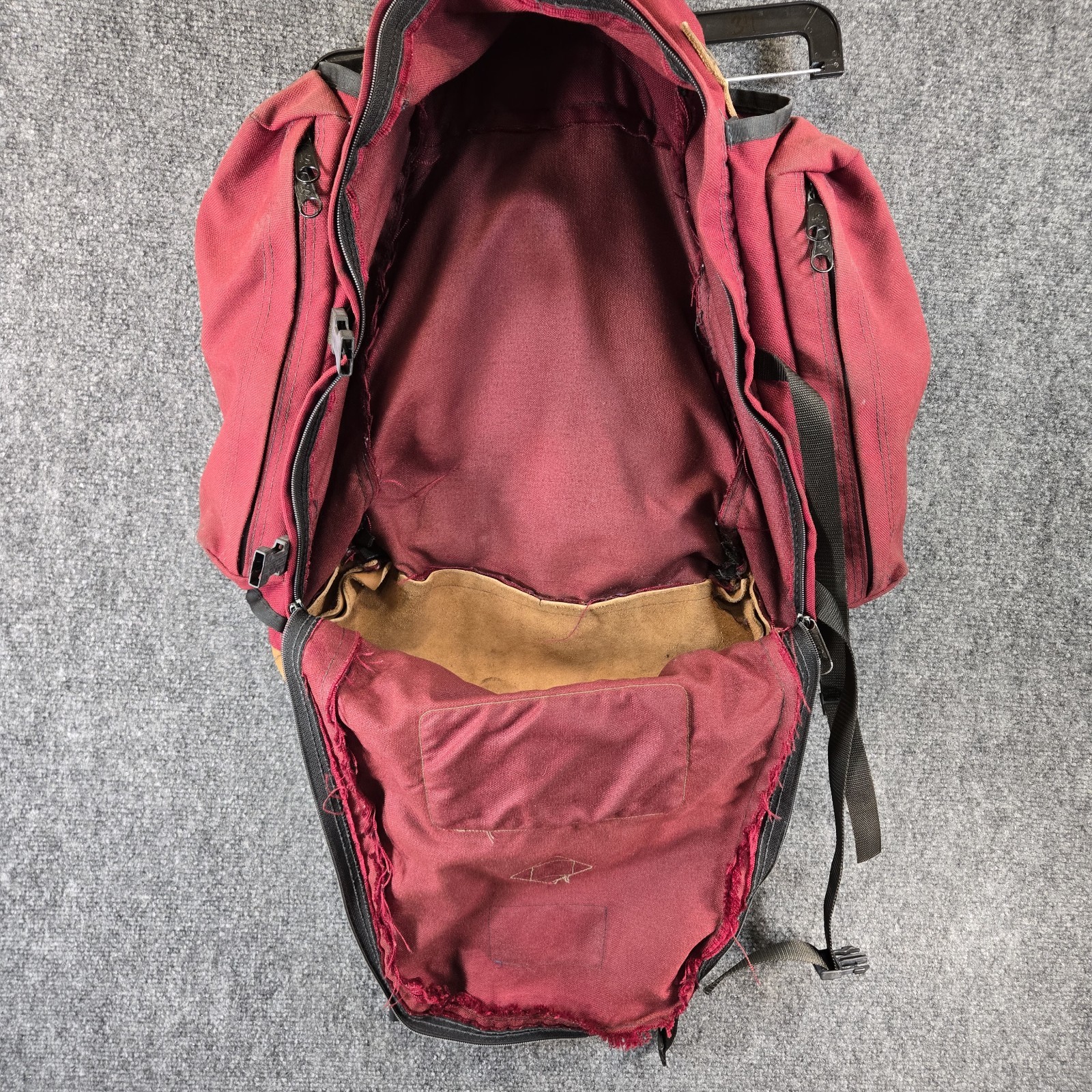 Vtg 90s JanSport Leather Bottom Backpack Hiking Pack Gorpcore Made in USA Maroon