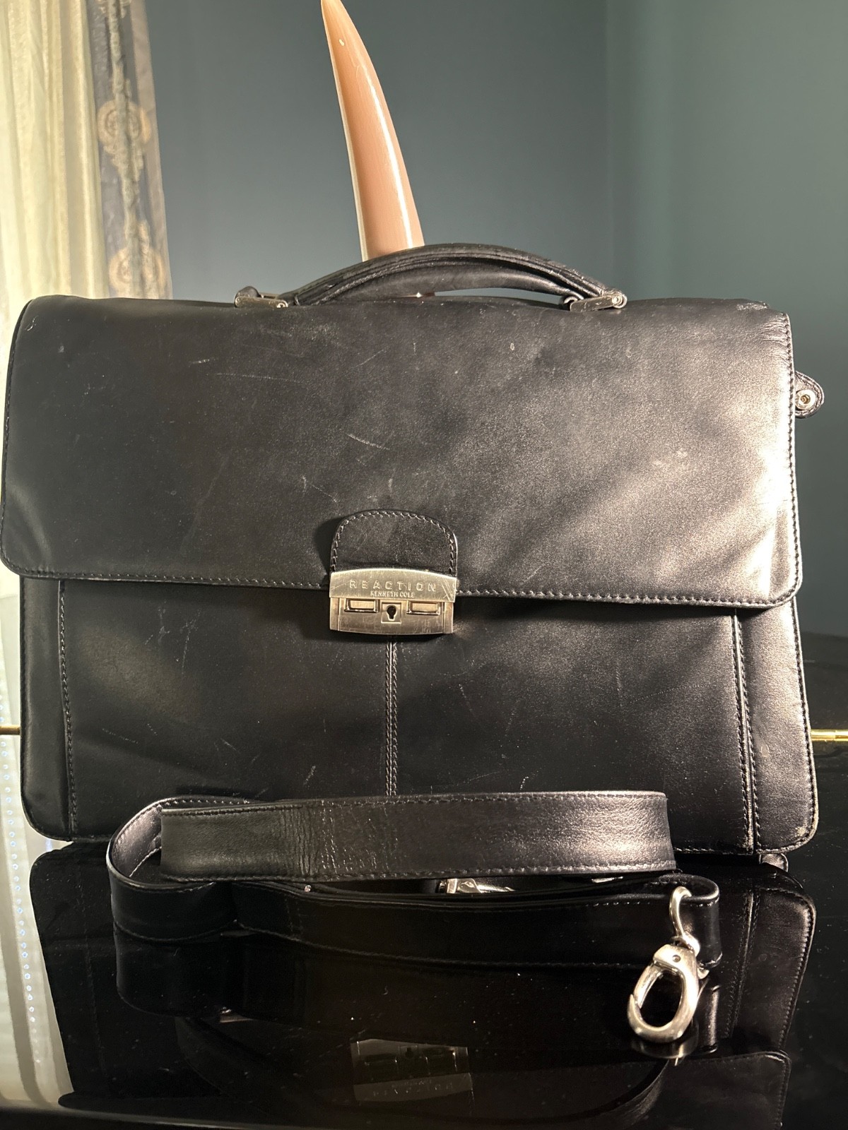 Reaction Kenneth Cole black leather briefcase