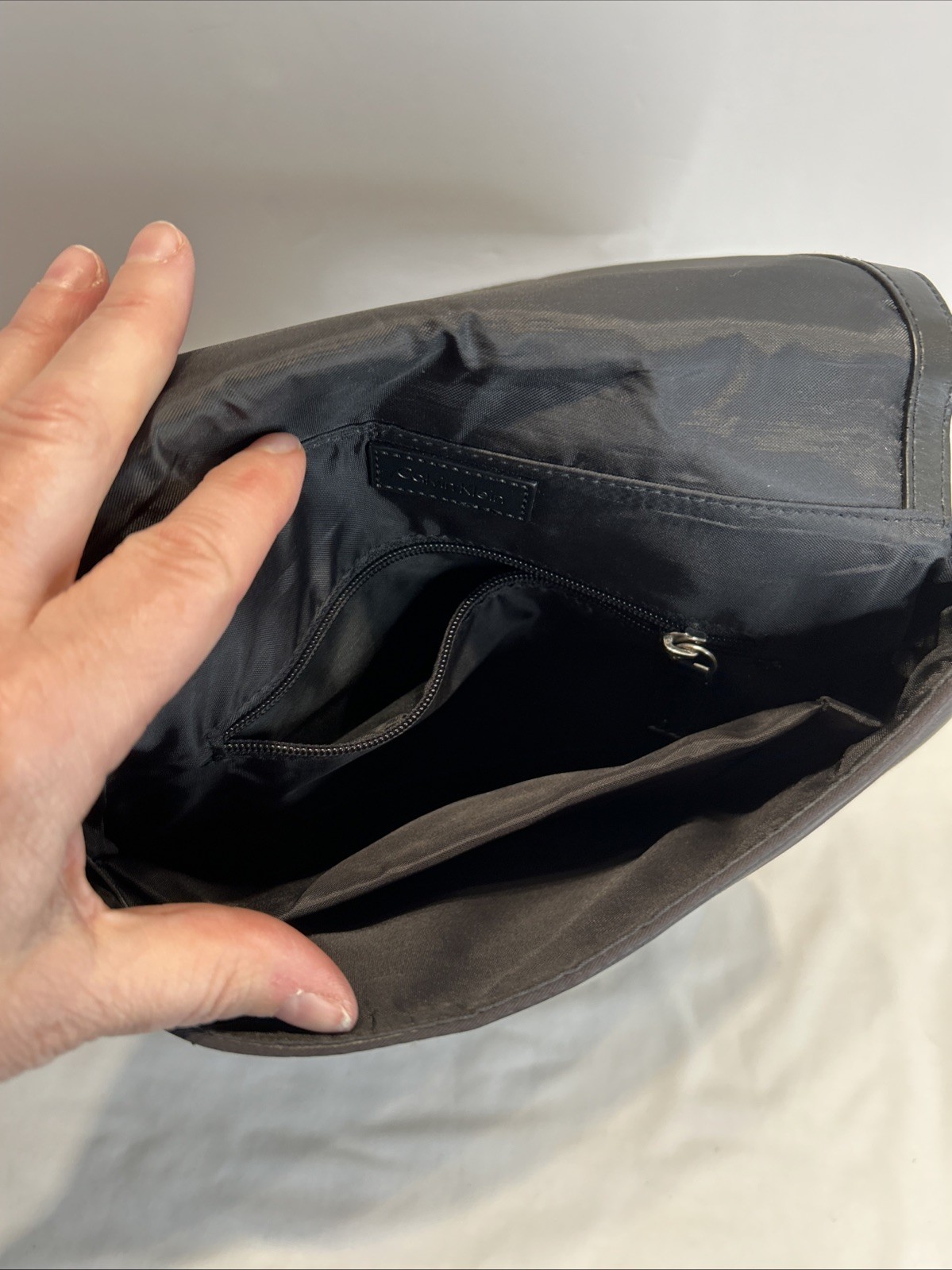 Calvin Klein Black Messenger Bag Adjustable Strap Inner Pockets Men