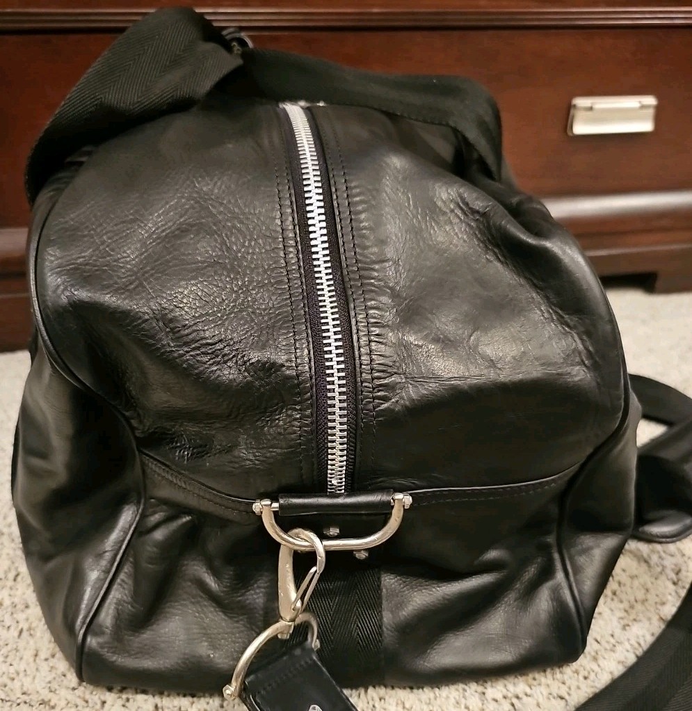 Armani Exchange Duffle Bag 18″x11″x11.5″ Black Leather Satchel Travel Vacation