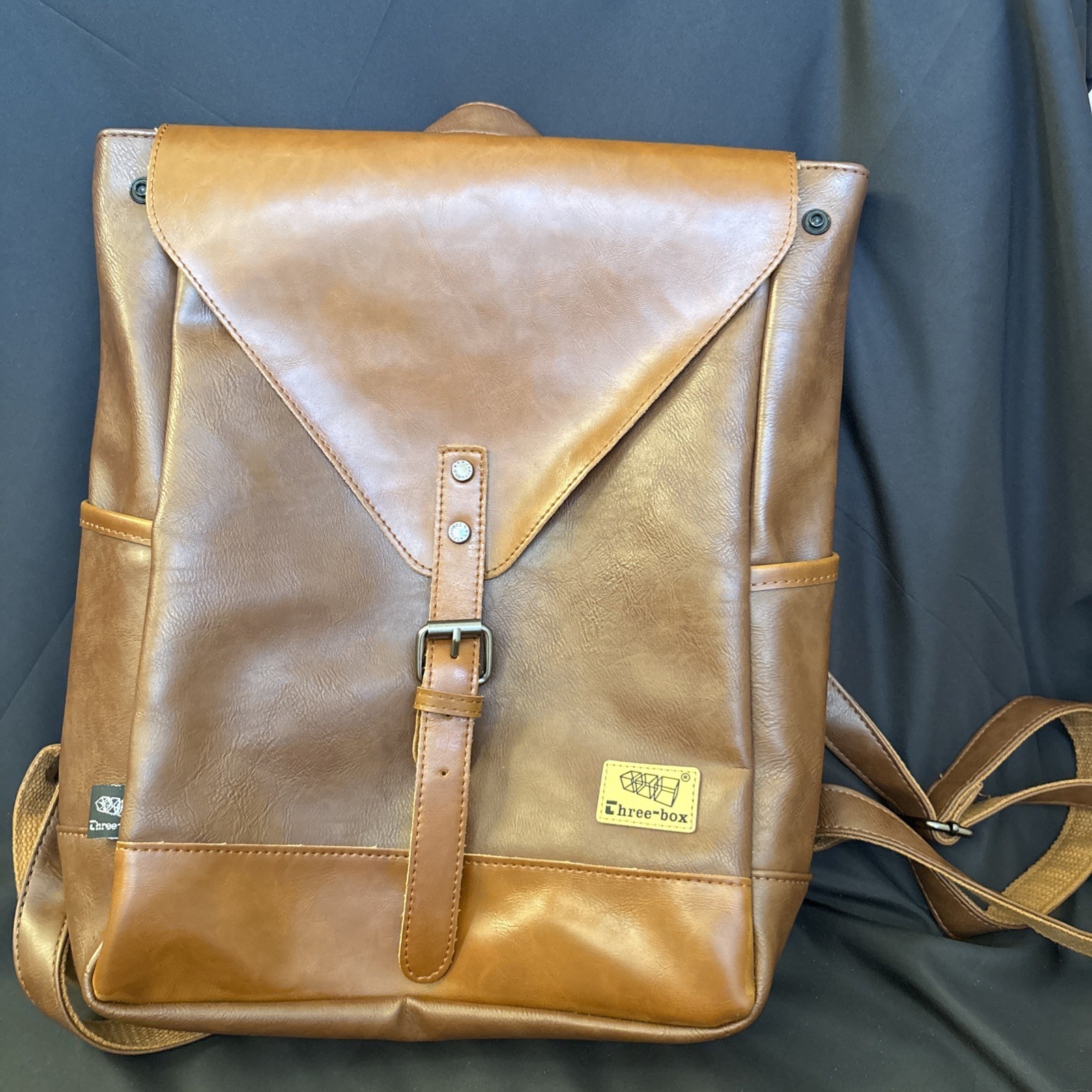 THREE- BOX VEGAN LEATHER BACKPACK VERY CUTE AND LARGE STYLISH VINTAGE