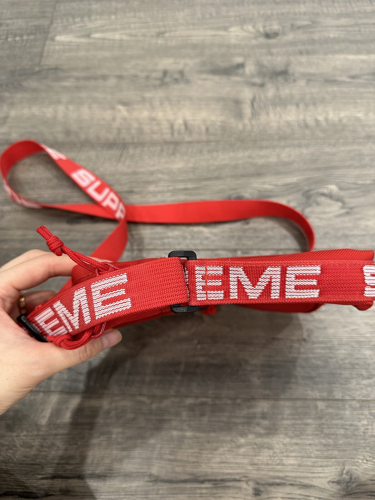 Authentic Supreme Shoulder Bag – Red