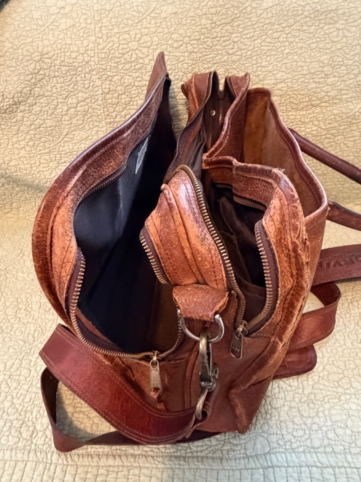 Orvis Bullhide Leather Briefcase Bag Messenger Bag Shoulder Strap Brown Distress