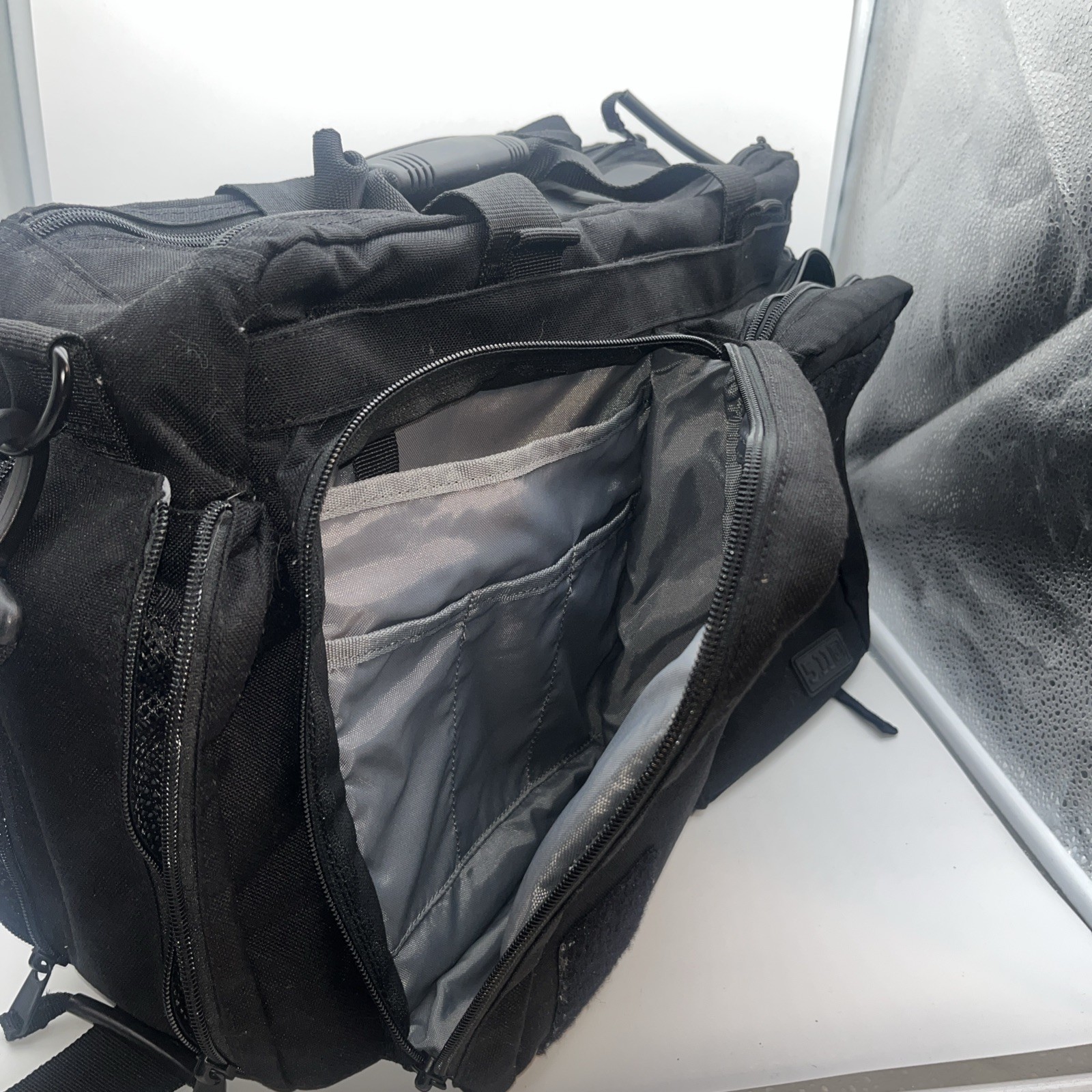 5.11 Briefcase 56003 Concealed Carry Laptop Bag Black 32L Excellent Condition