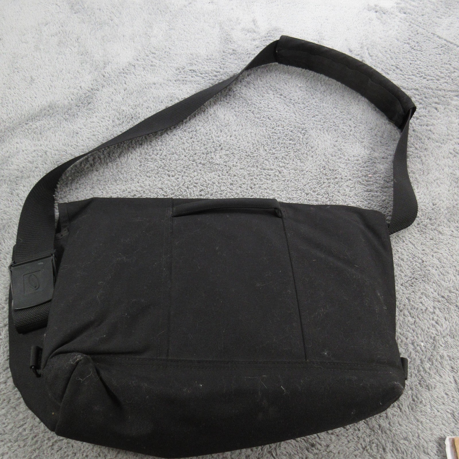Timbuk2 Messenger Bag Medium Black Nylon Laptop Work Travel Shoulder Crossbody