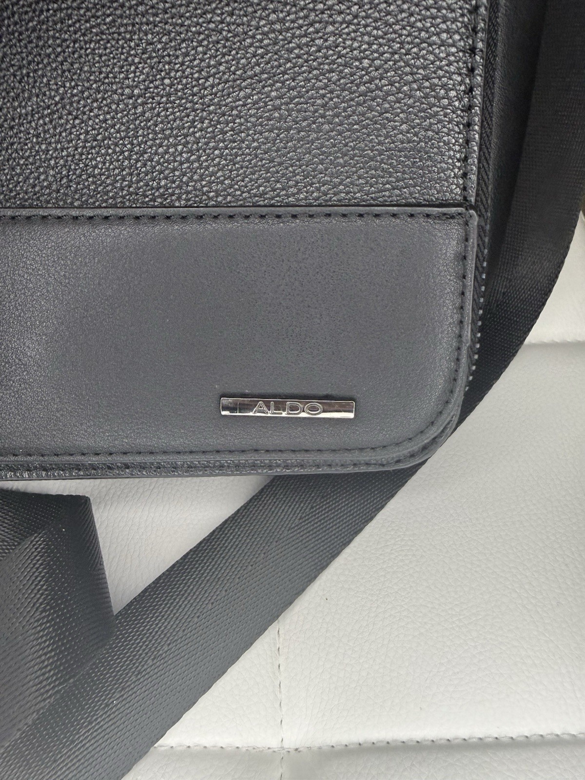 ALDO Black Messenger Bag Men Adjustable Crossbody Strap Inner Outer Pockets