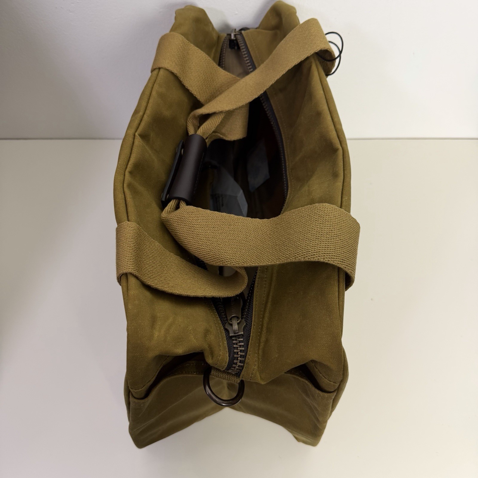 Filson Tin Cloth Small Duffle Bag Dark Tan New Gym Clothes Canvas Leather Handle