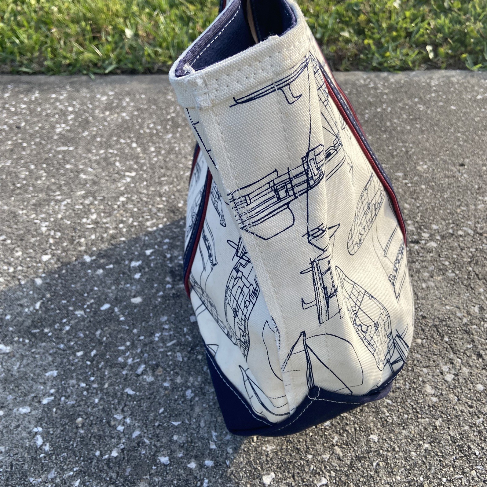 EXTREMELY CRAZY RARE Vintage L.L. Bean Boat Tote Navy Canvas Sailboat Print