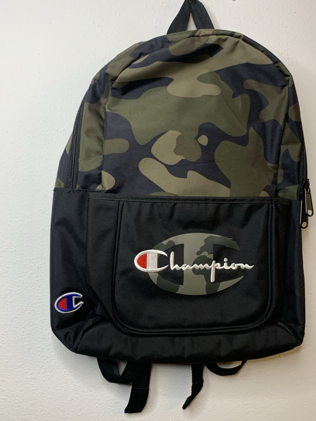 Champion Camo Black/Green Backpack Zip Front Pocket Padded Adjustable Straps