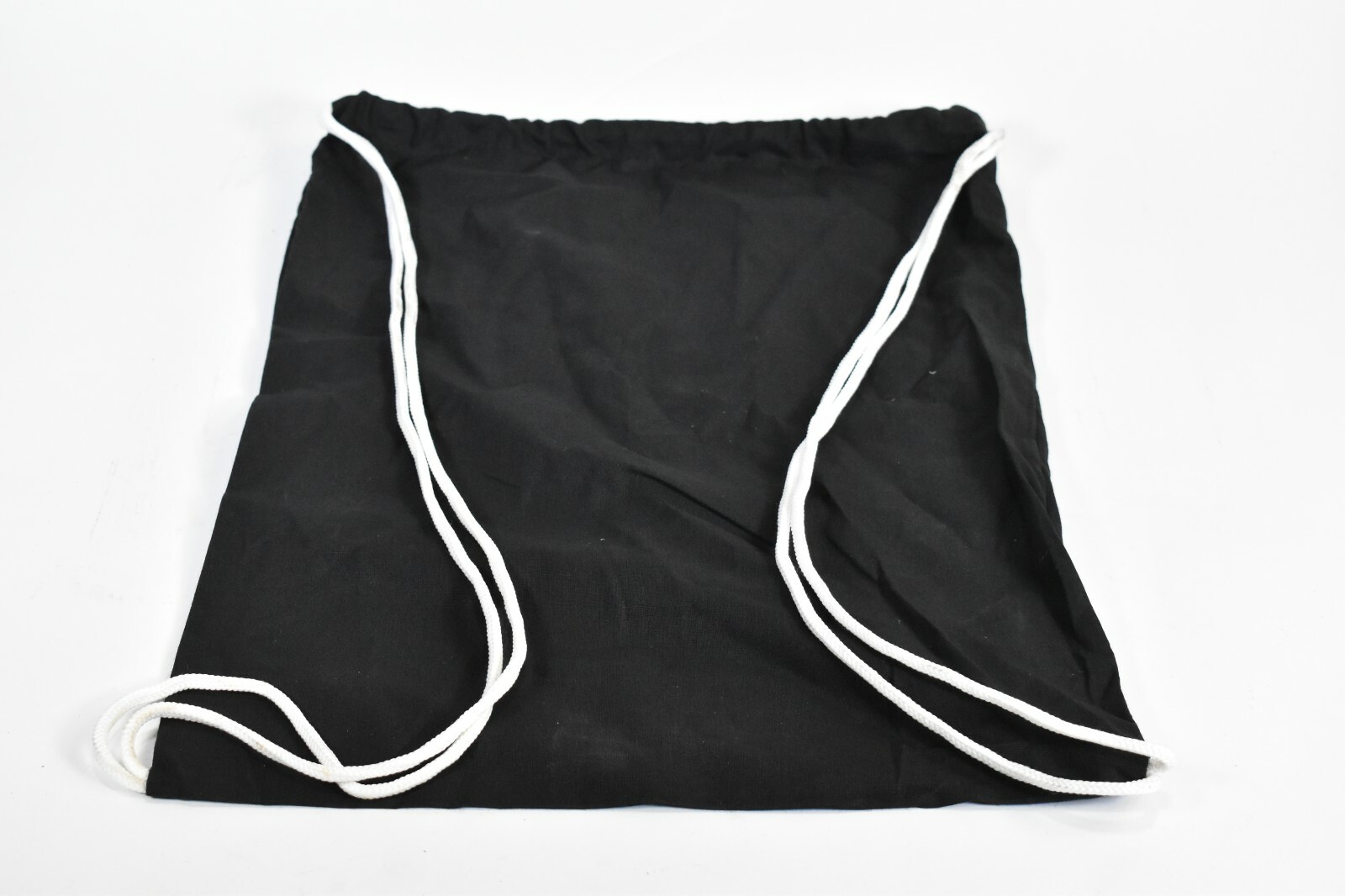 17.5 x 14.5 BLACK DRAW STRING BAGS (18 DOZEN IN THE CASE)