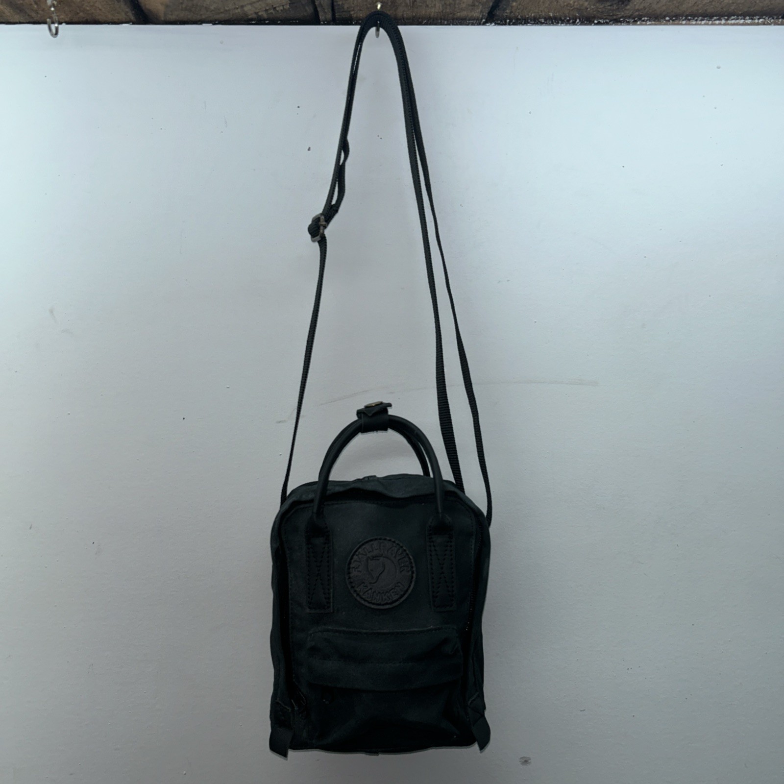 Fjällräven Kånken Mini Backpack Black 7”x8”x3”