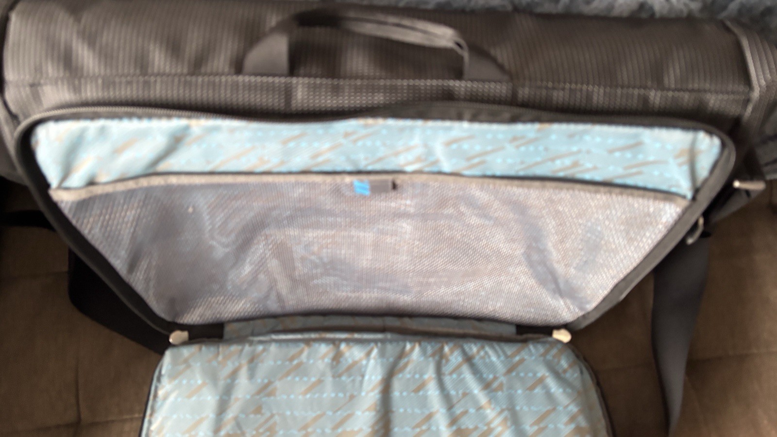 THULE Bag Messenger Crossover Crossbpdy | 15 Inch Laptop | VG Condition