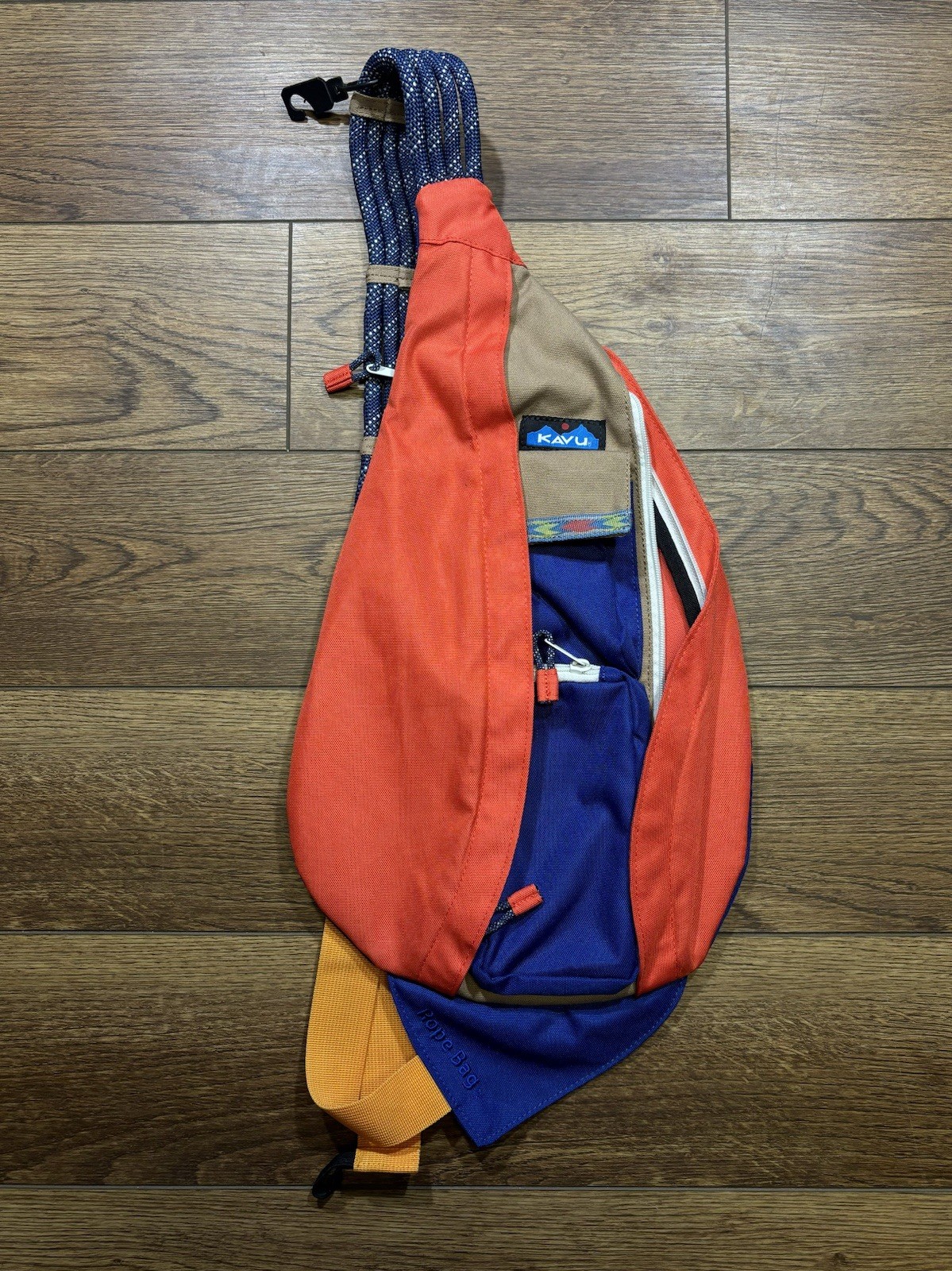 Kavu Rope Bag Sling Tan Red Blue Canvas Crossbody Hiking Bag Daypack Rope Strap