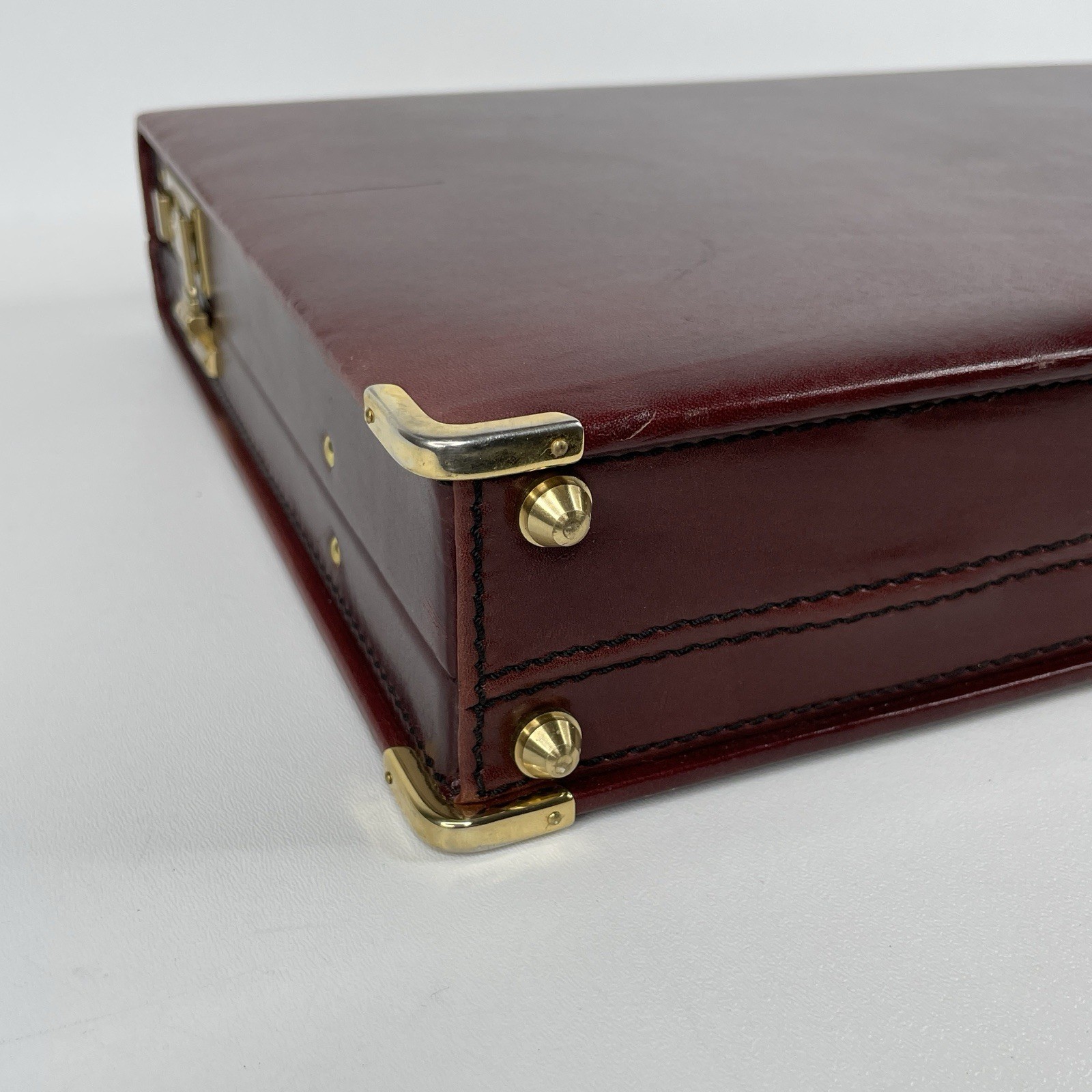 TUMI Burgundy Side Lock Attaché Leather Slim Hard Case Briefcase 2.75″, 1990s