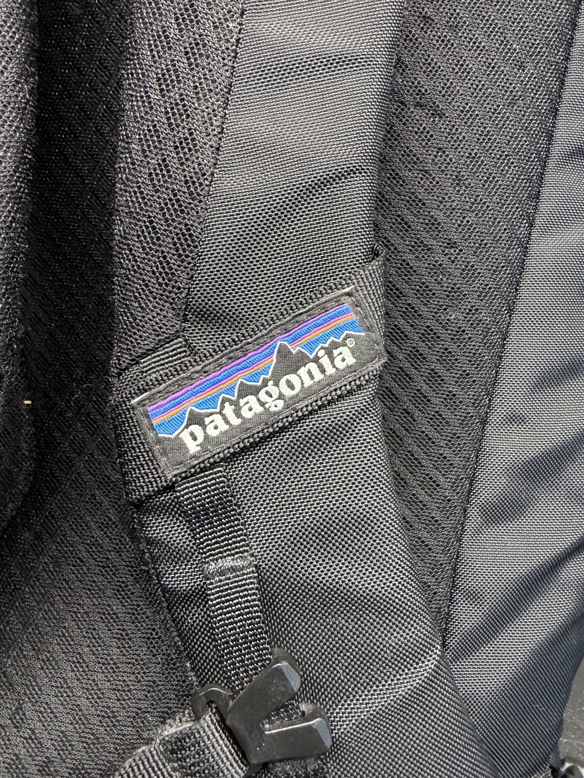 Patagonia Tres 25L Convertible Backpack Briefcase Laptop Travel Bag Black