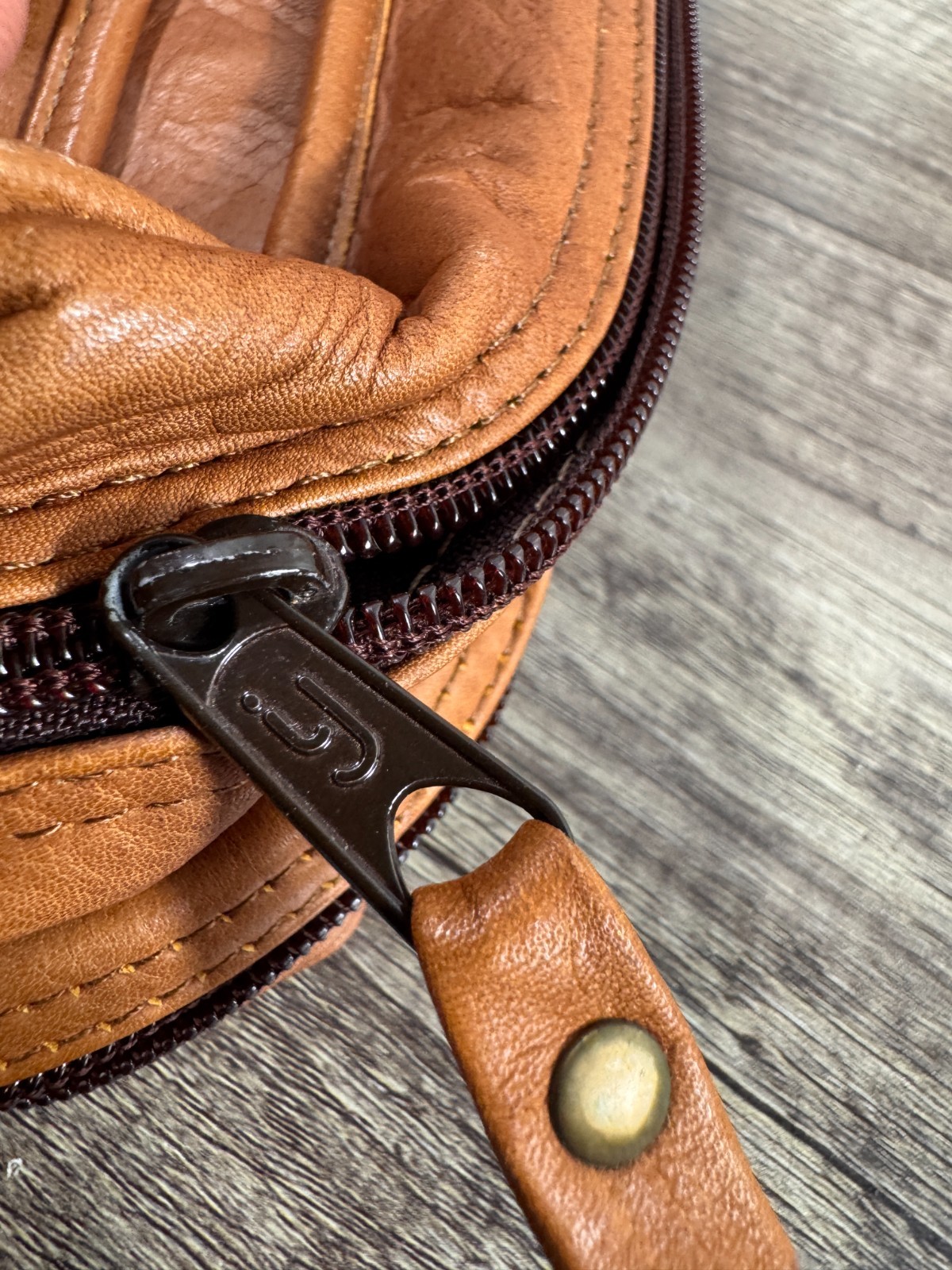 Vintage Cognac Leather Briefcase Messenger Bag Made in Colombia Multi Pocket Lap