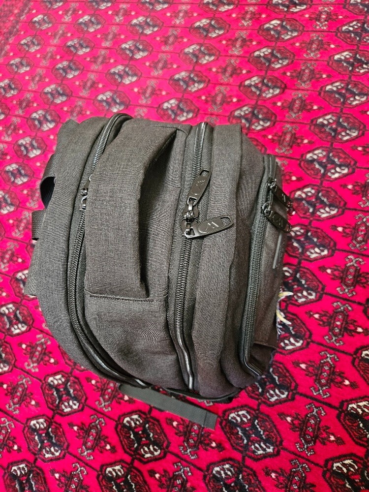 MATEIN Backpack,15.6in Bag with USB Charging Port,Water-Resistant Used only once