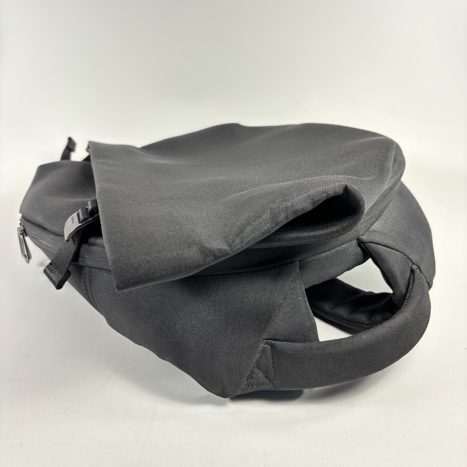 Cote & Ciel Isar S Black Travel Bag Back Rucksack Backpack