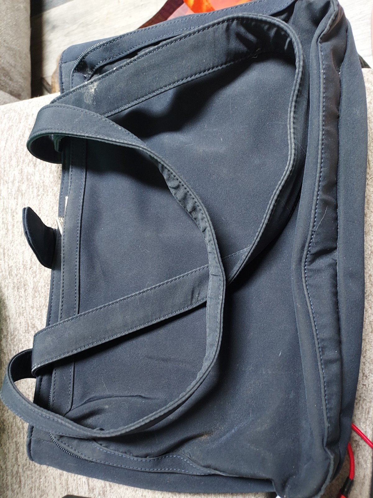 Calvin Klein Black Men’s Messenger Bag Zip Closure Shoulder Strap