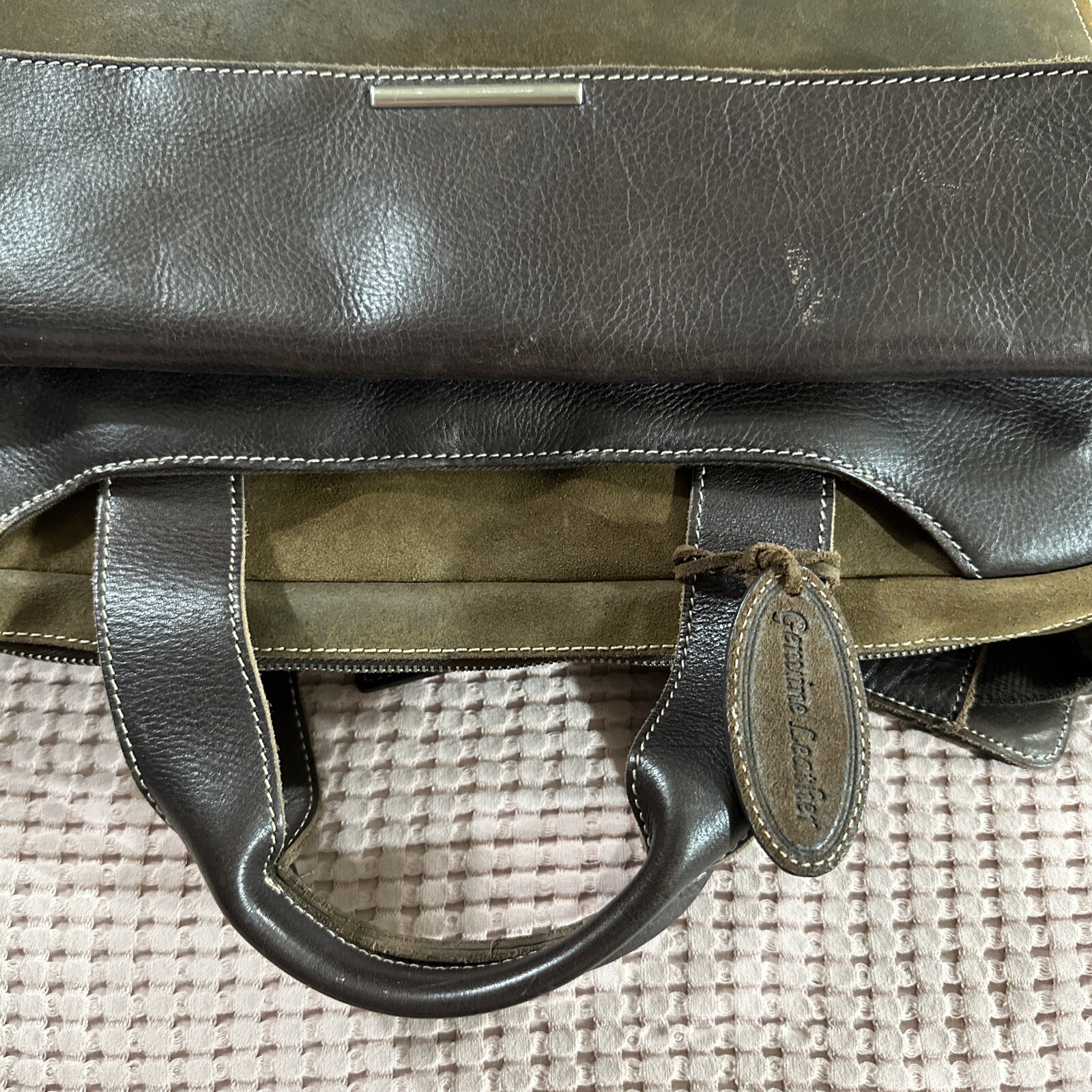 Pelle Studio Briefcase Messenger Laptop Bag. Distressed Leather 4 X 14 X 18