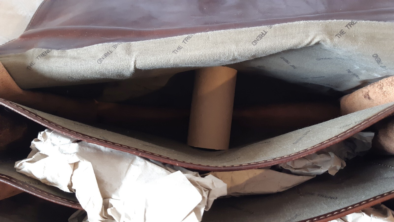 leather document bag. Vintage, brand The Trend made in Italy. 44×32 cm