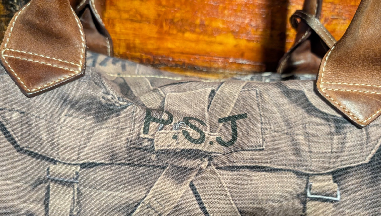 Paul Smith Holdall Duffle Weekender Canvas & Leather Military Print – 18x14x10″