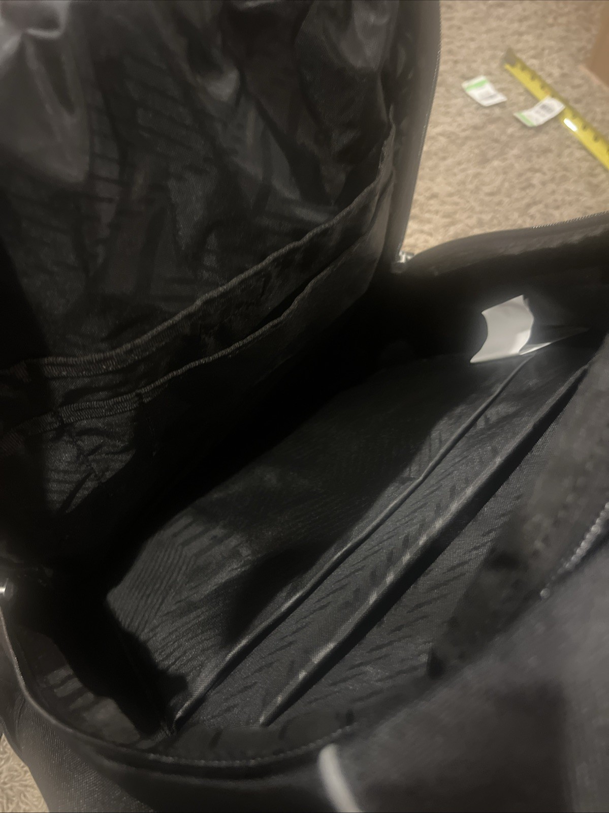 NWT Oakley Enduro 3.0 20L Men’s Backpack – Blackout
