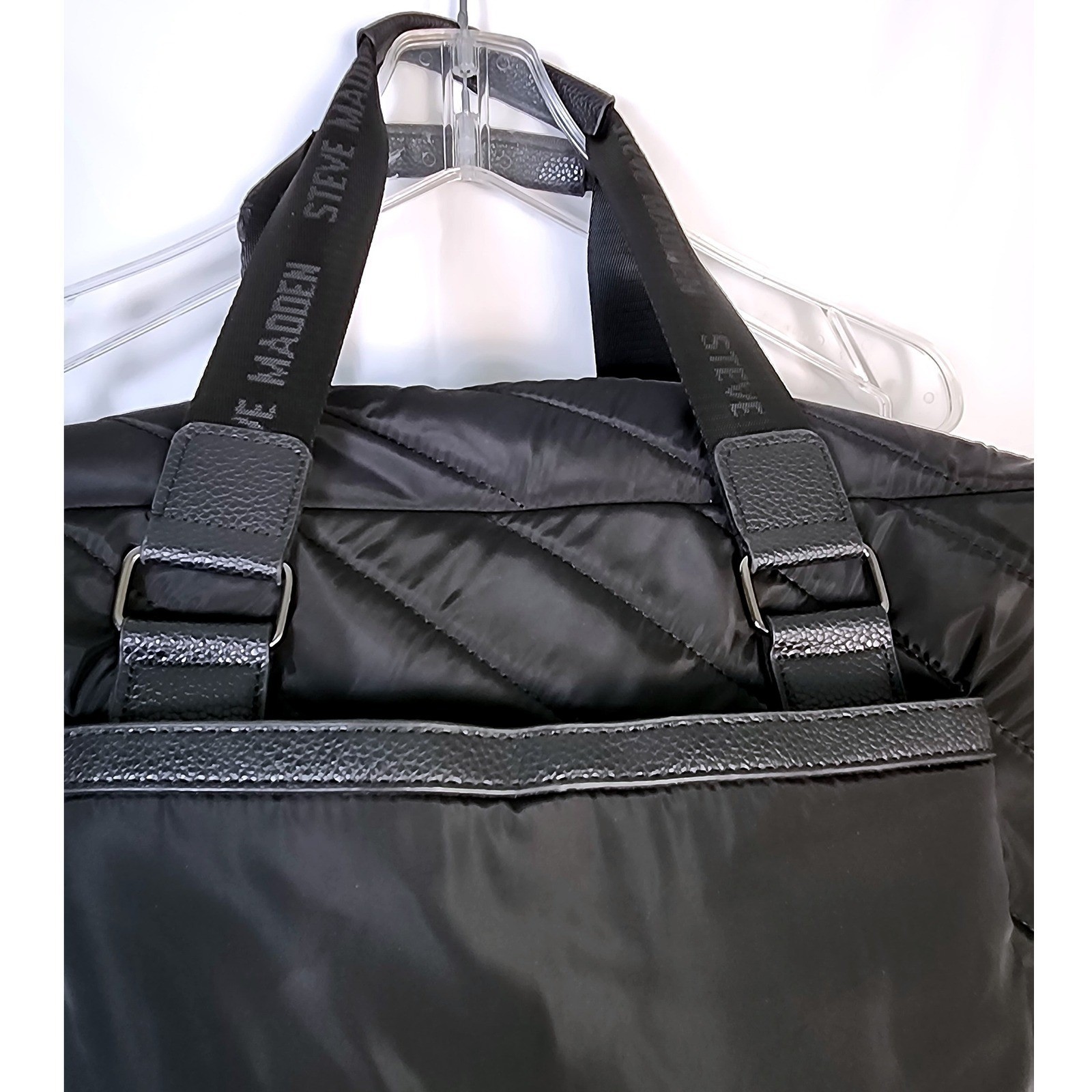 Steve Madden Black Quilted Nylon Duffle Weekender Bag Yellow Logo Graphic Mens