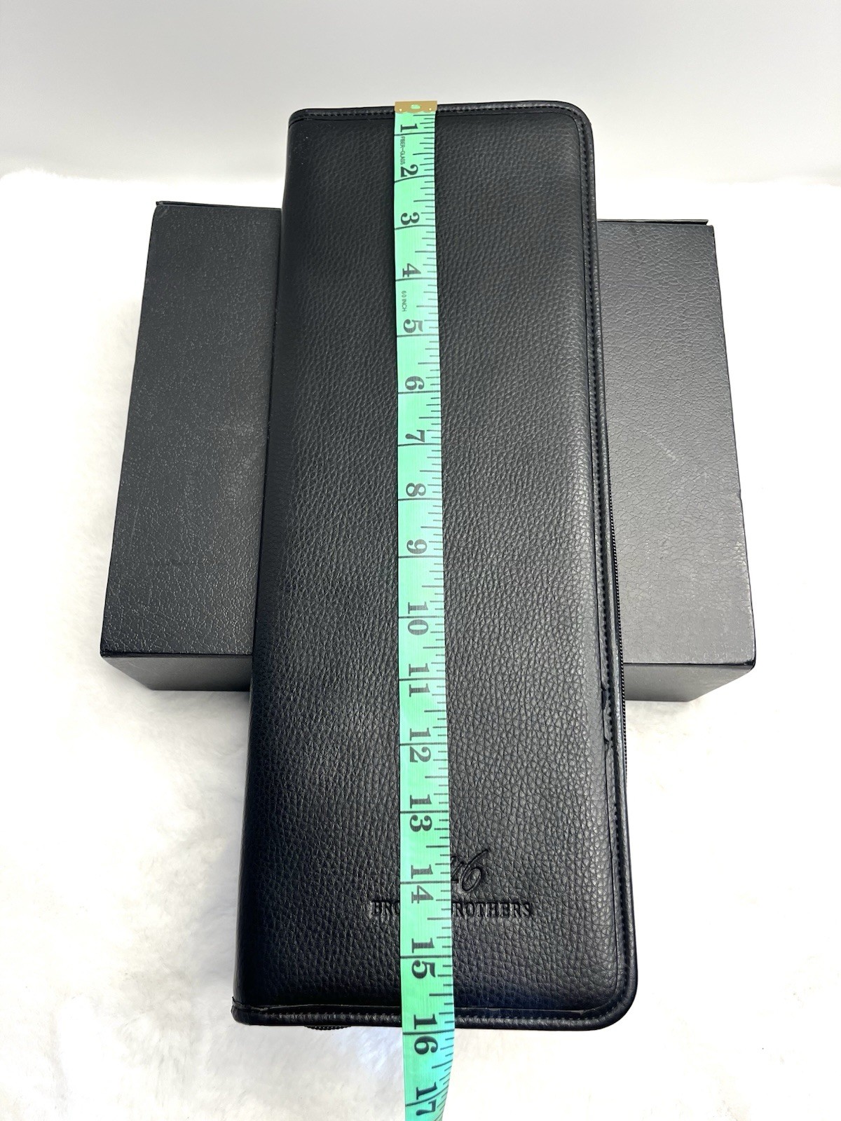 BROOKS BROTHERS 346 Black Zip Around Travel Tie Case – 16″ X 6”
