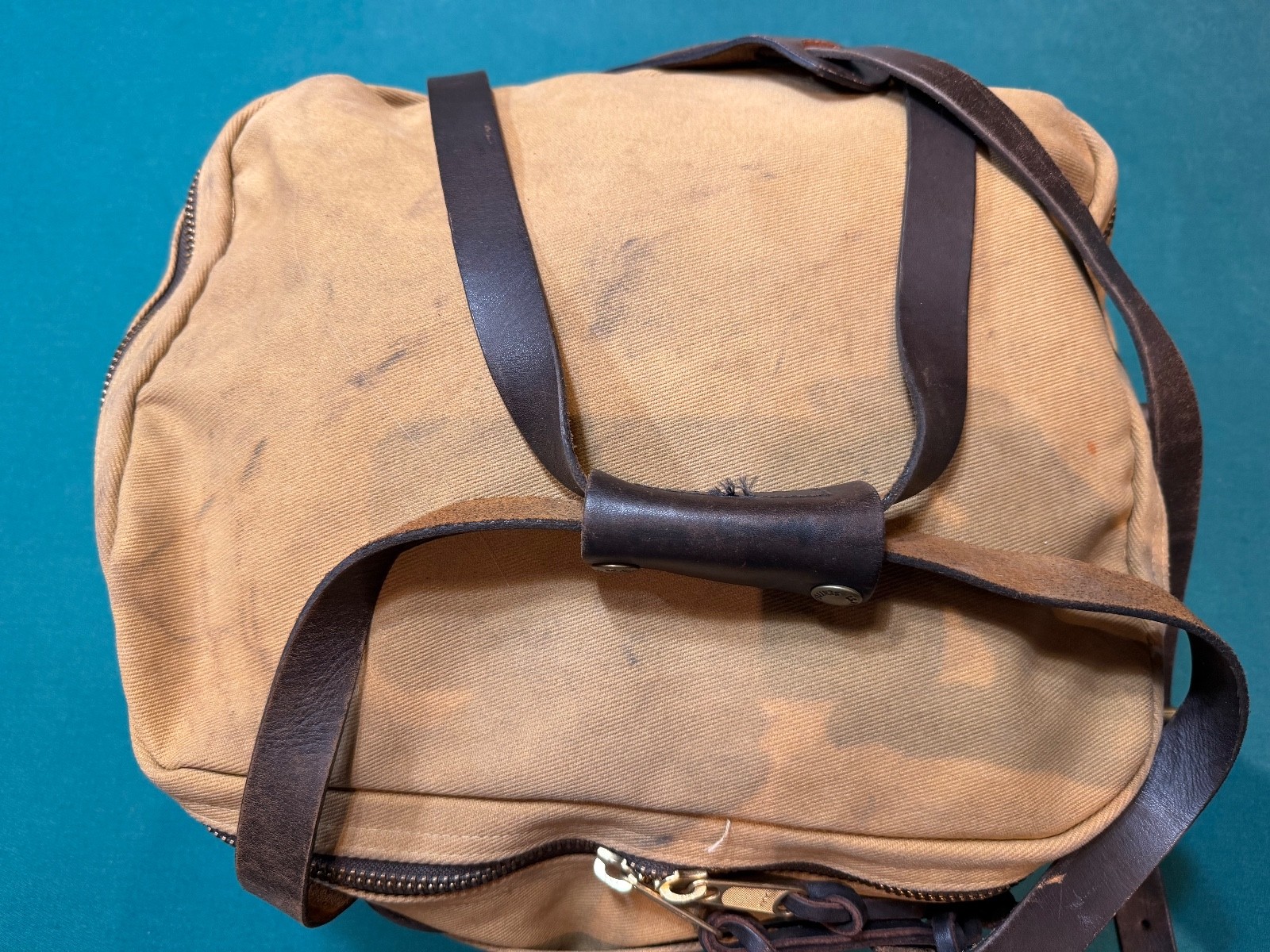 Filson Large Compartment Bag #265 Used Dark Tan Very Rare USA Made in the USA