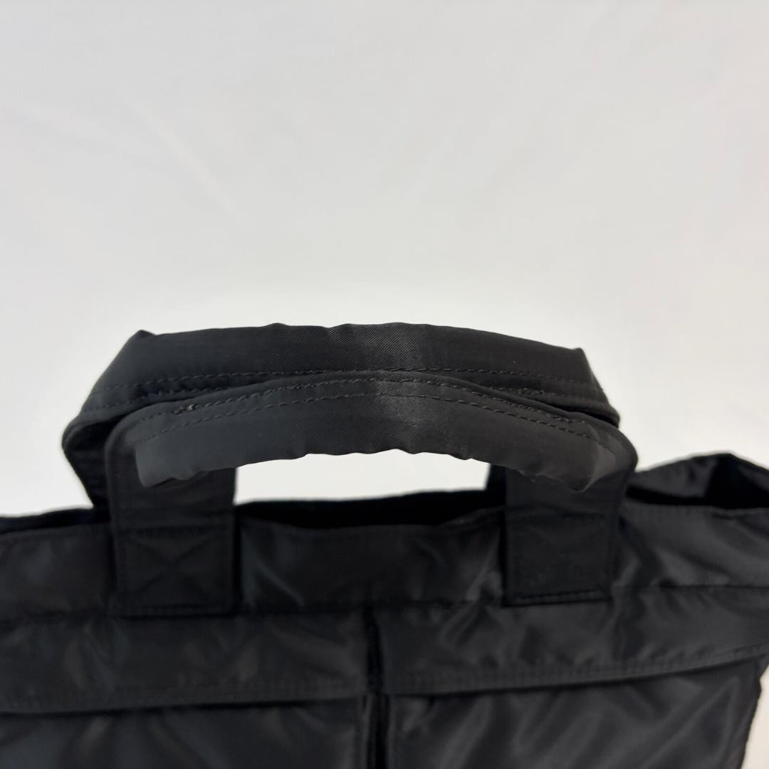 Porter Tanker tote bag, lightweight, stylish, perfect for everyday use, black.